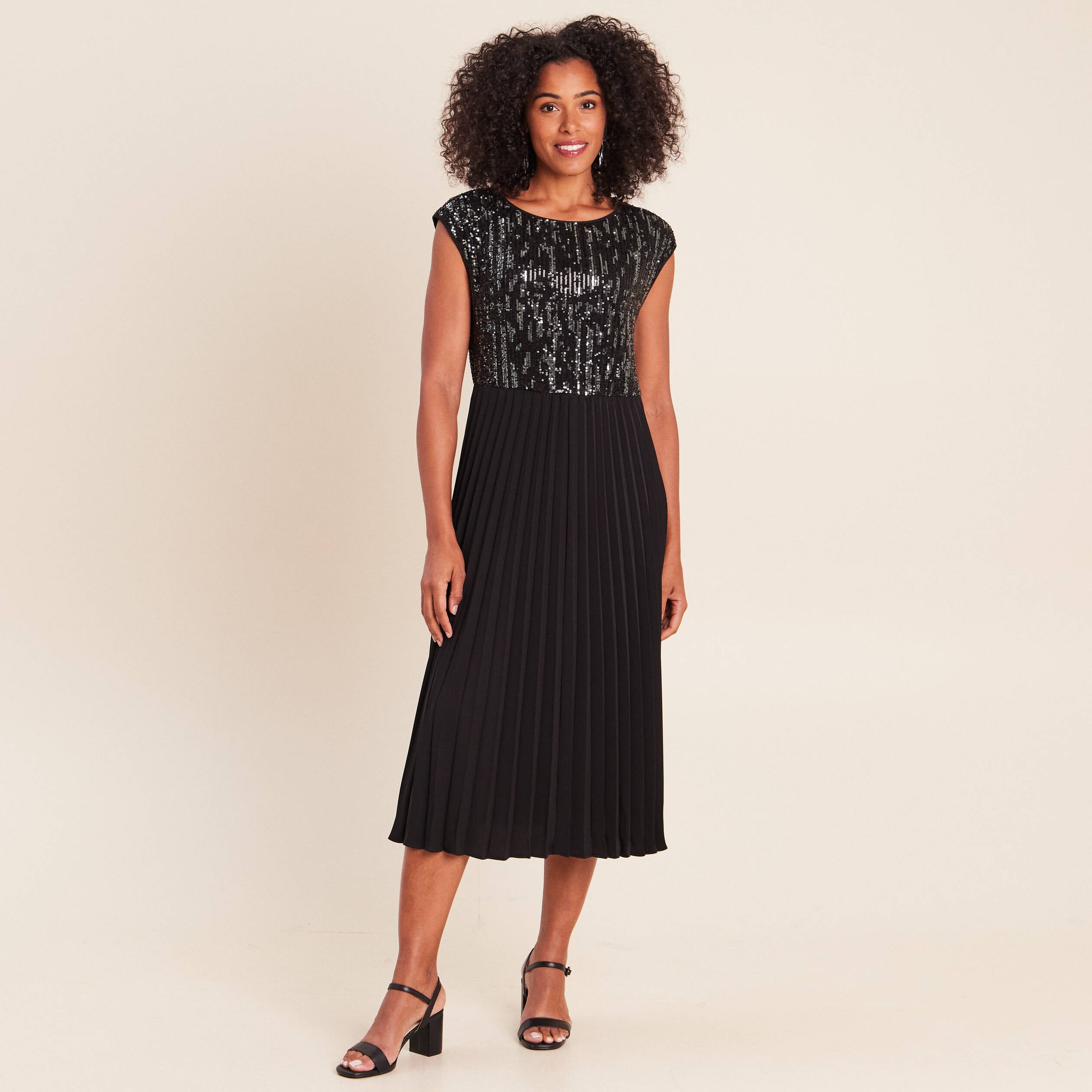 Robe midi &eacute;vas&eacute;e gris fonc&eacute; femme