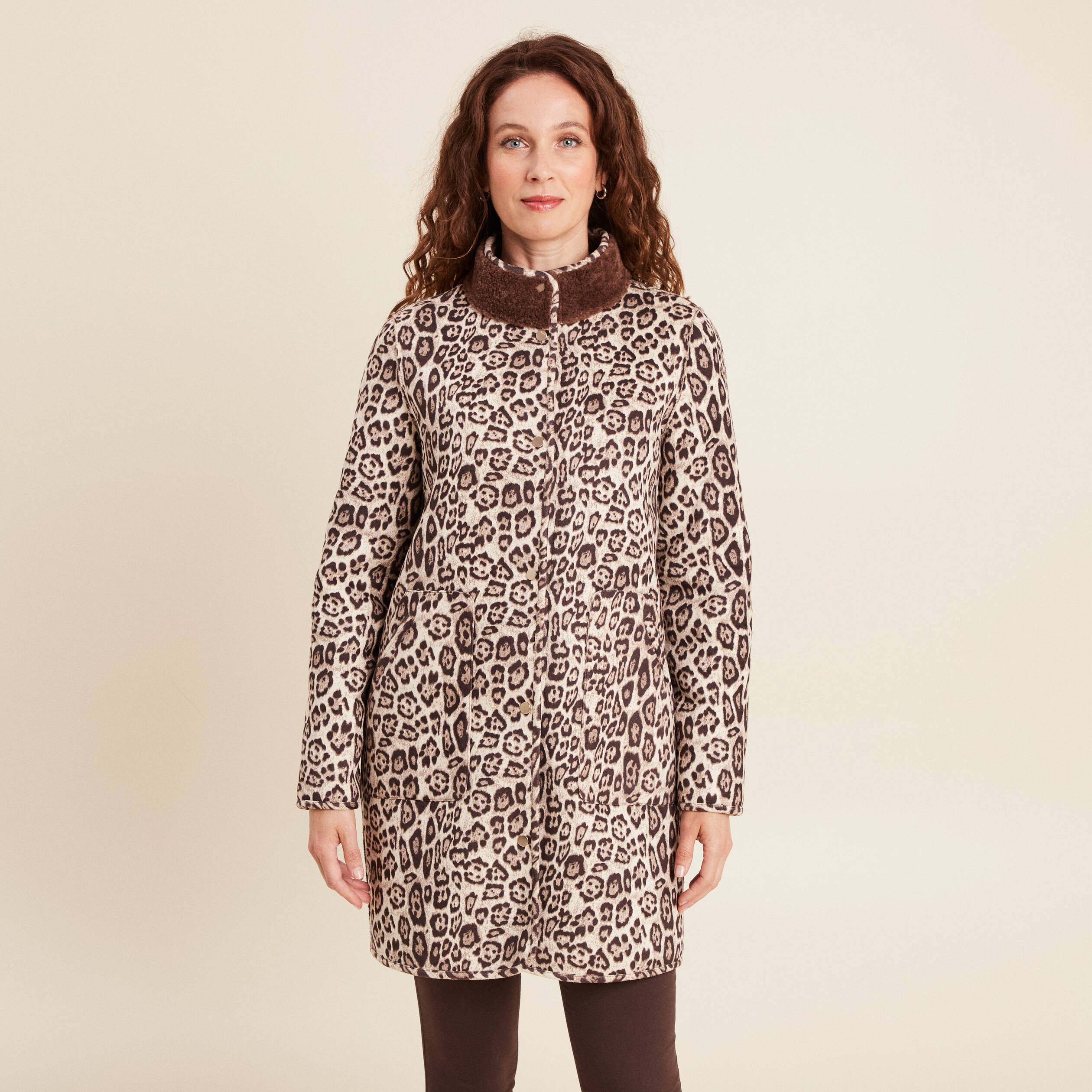 Manteau imprim&eacute; r&eacute;versible marron fonc&eacute; femme