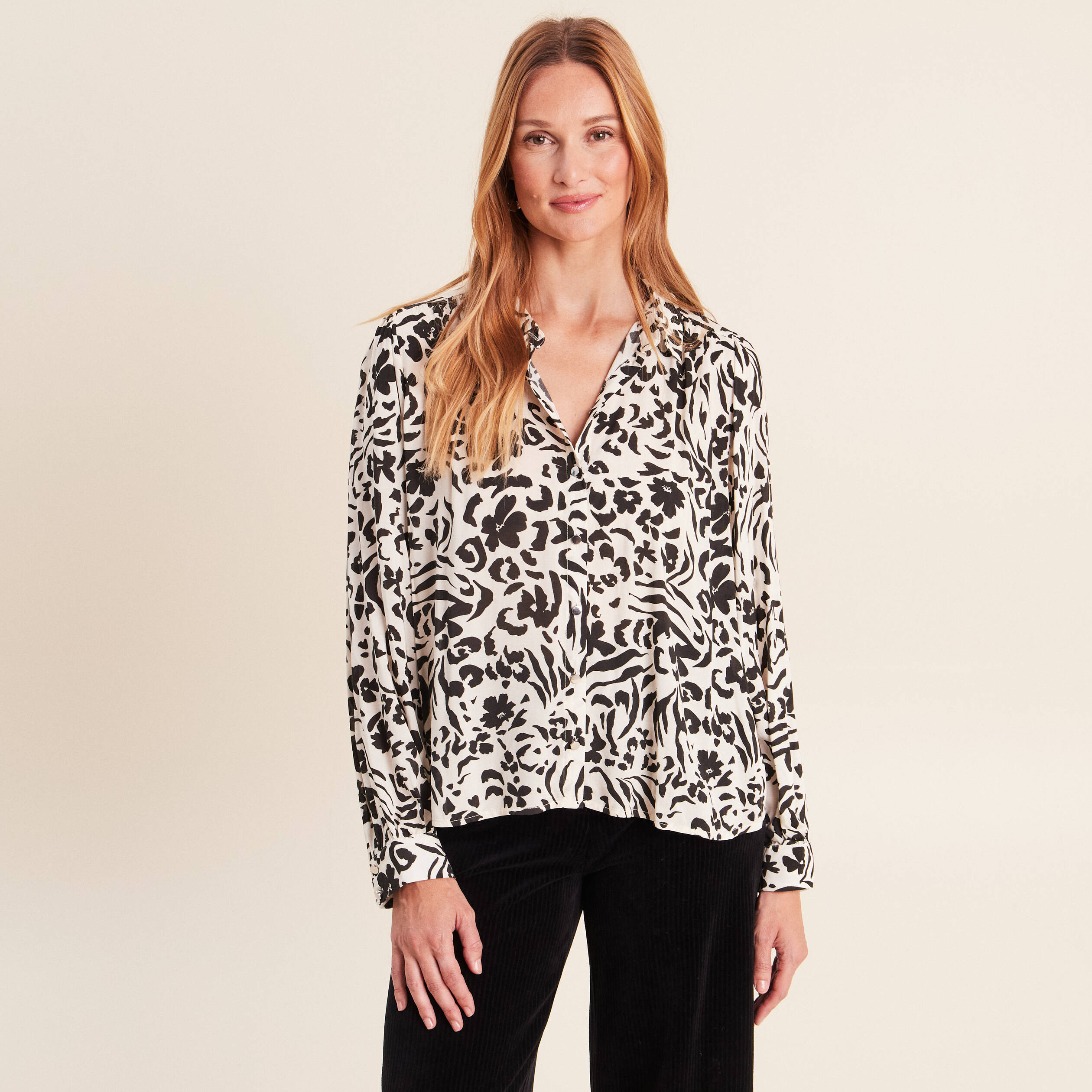 Chemise droite fluide manches longues blanc femme