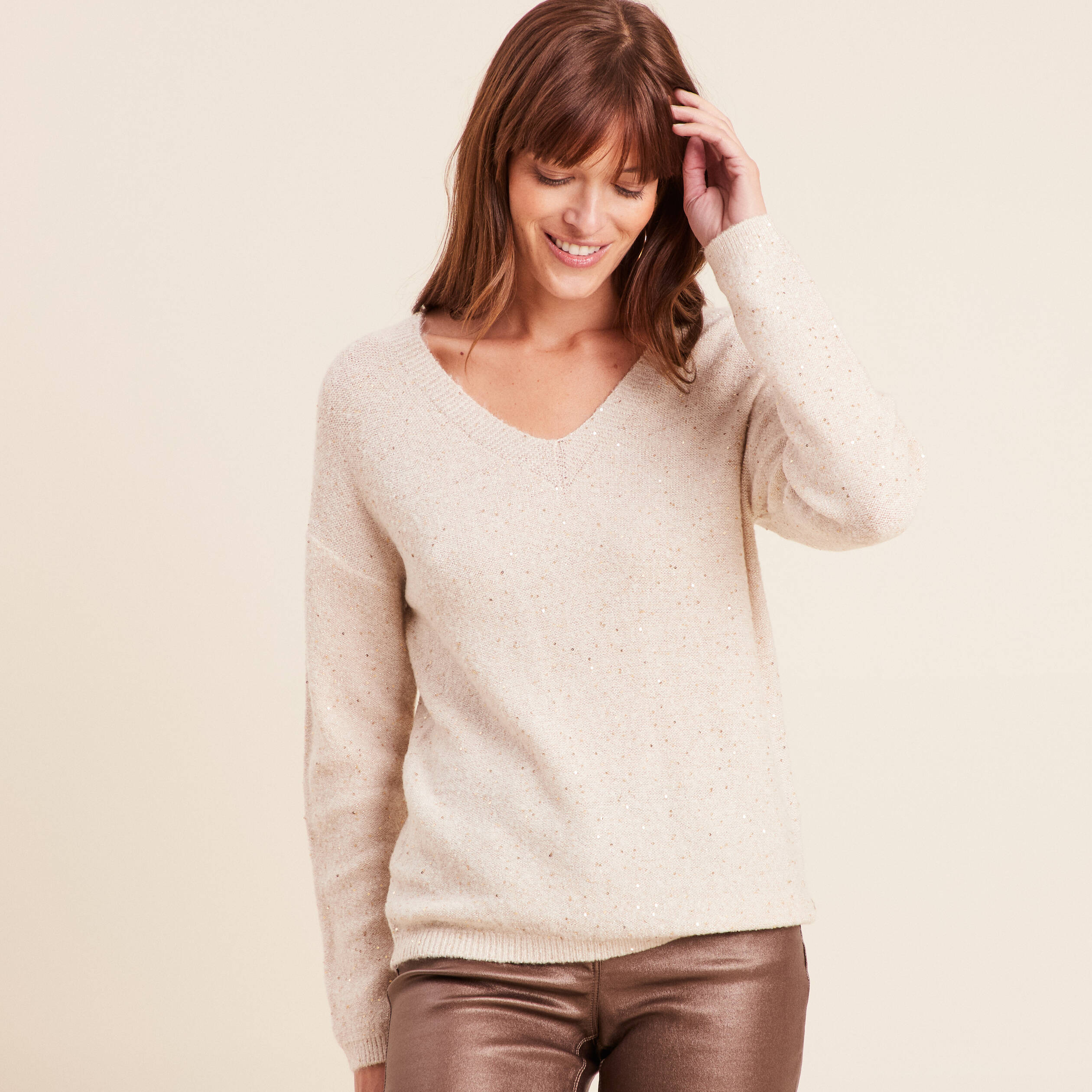 Pull col v manches longues à sequins couleur or femme