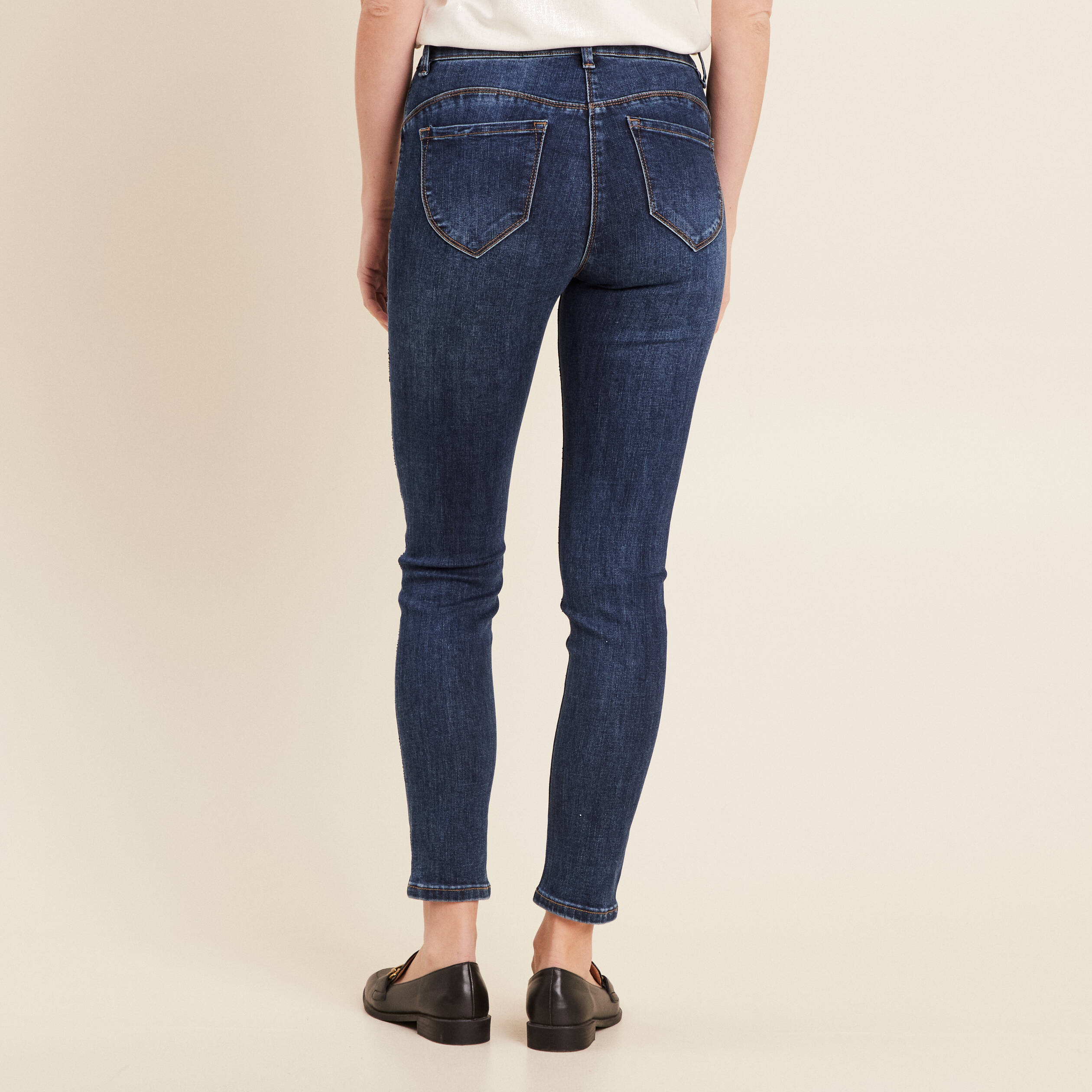 Jean ajusté à strass denim brut femme