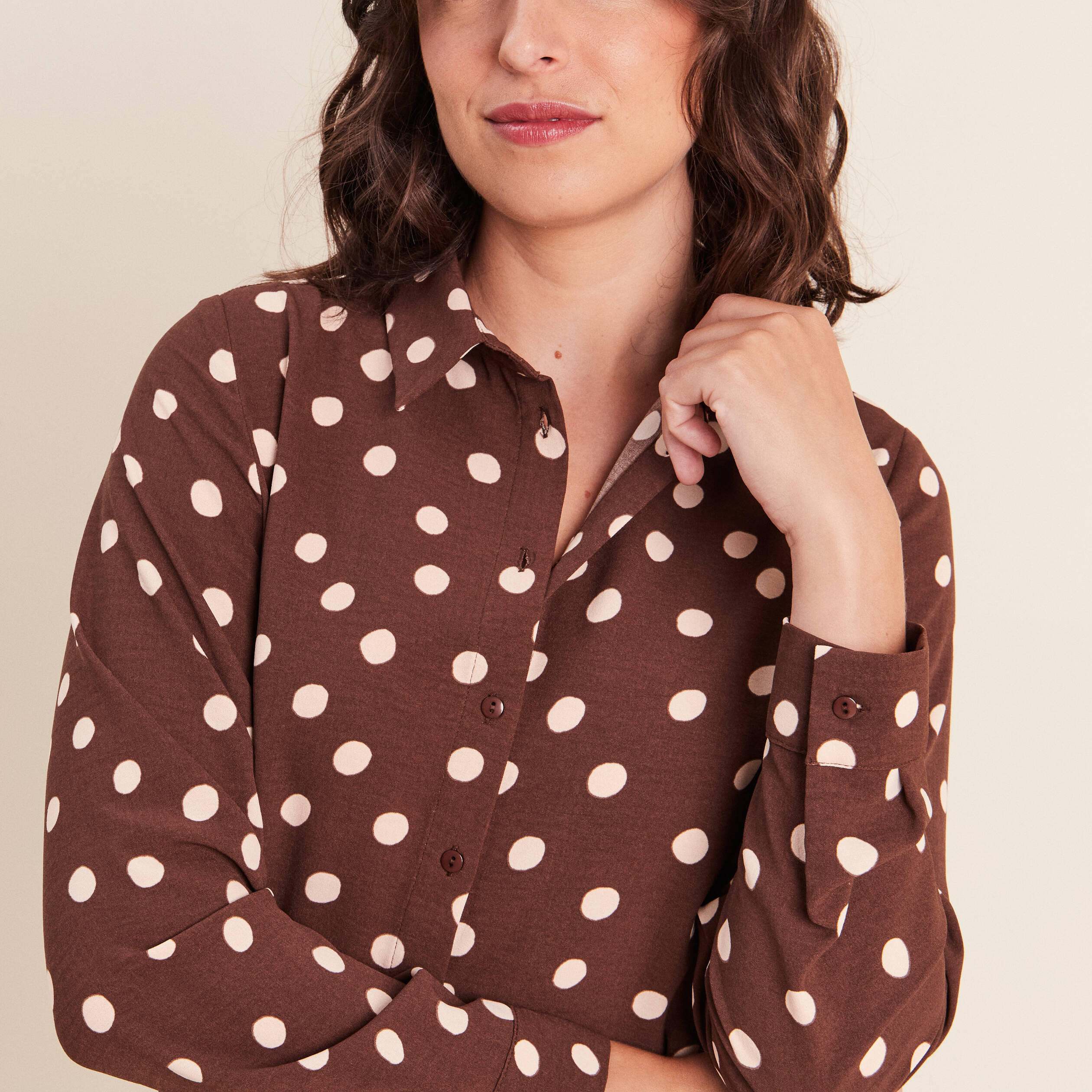 Chemise fluide manches longues marron femme