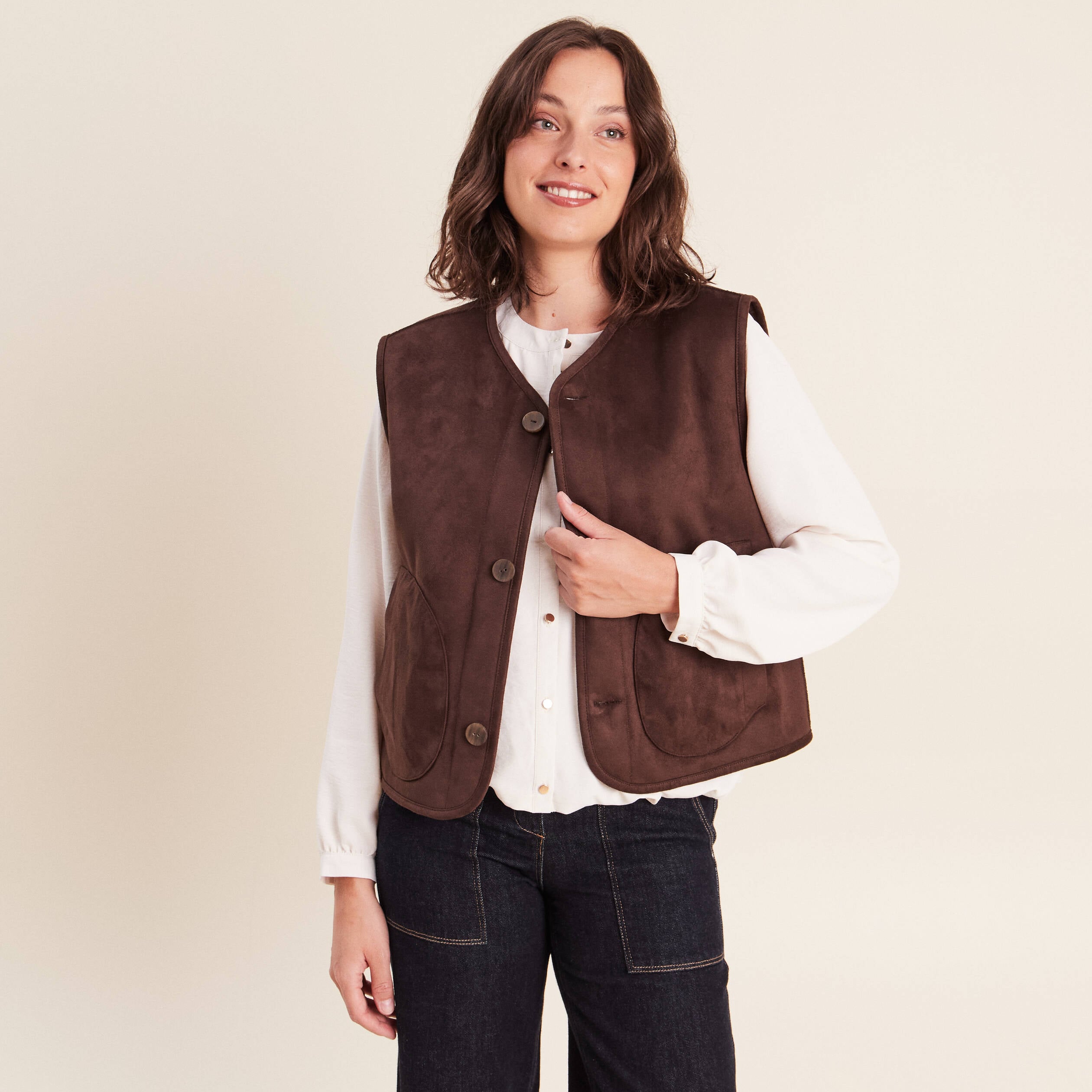 Veste r&eacute;versible duveteuse marron fonc&eacute; femme