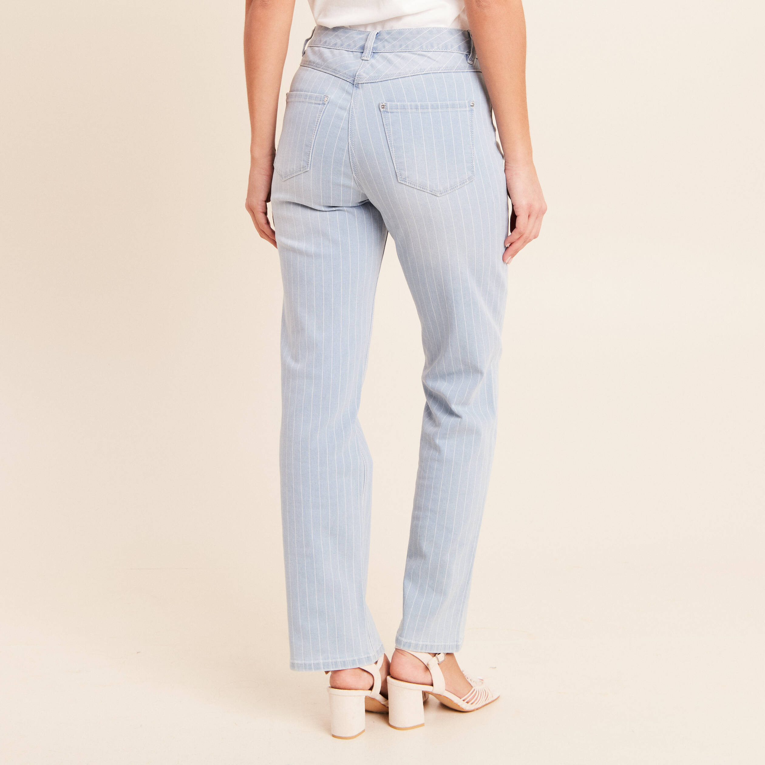 Jean coupe droite taille standard blanc femme
