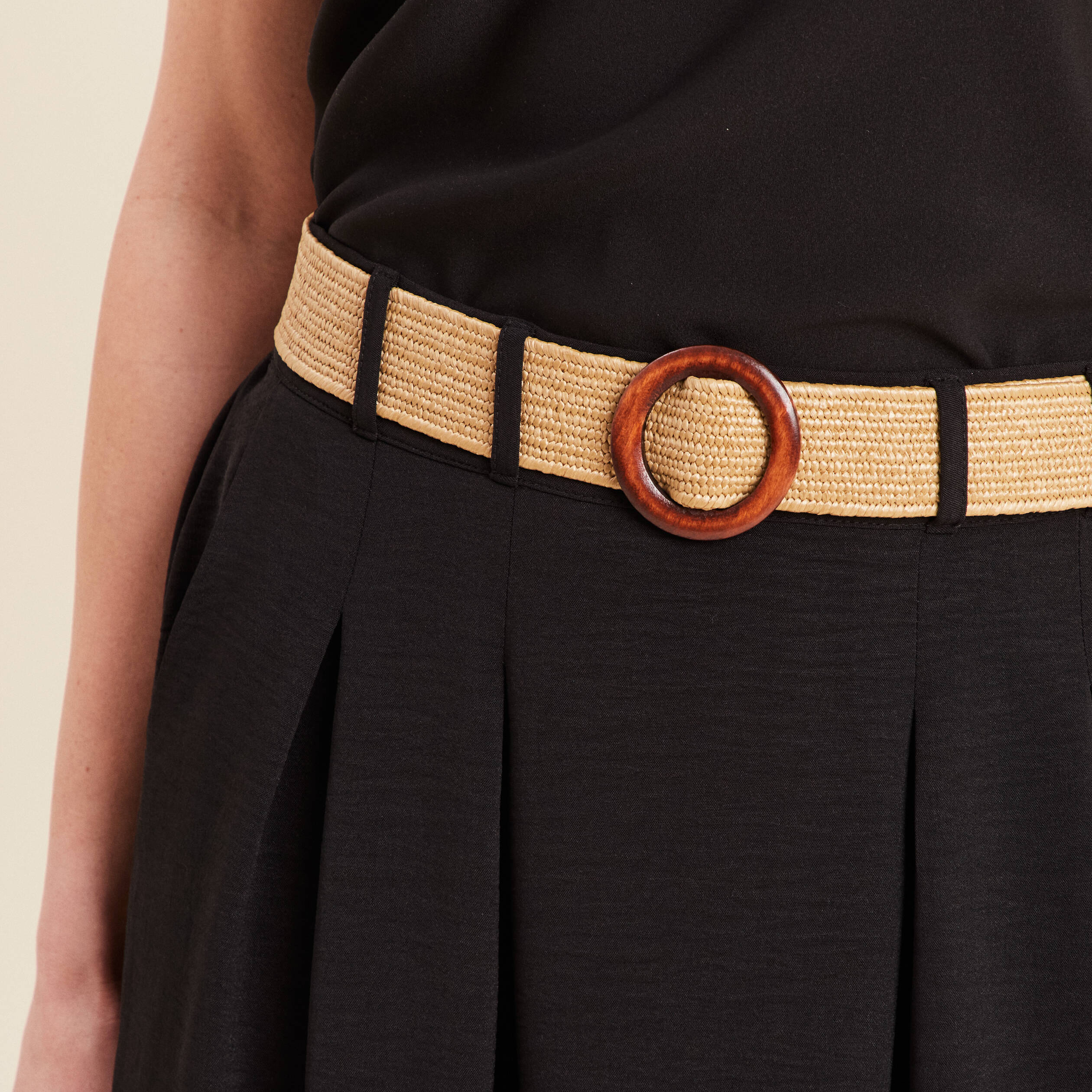 Jupe longue &eacute;vas&eacute;e ceintur&eacute;e noir femme