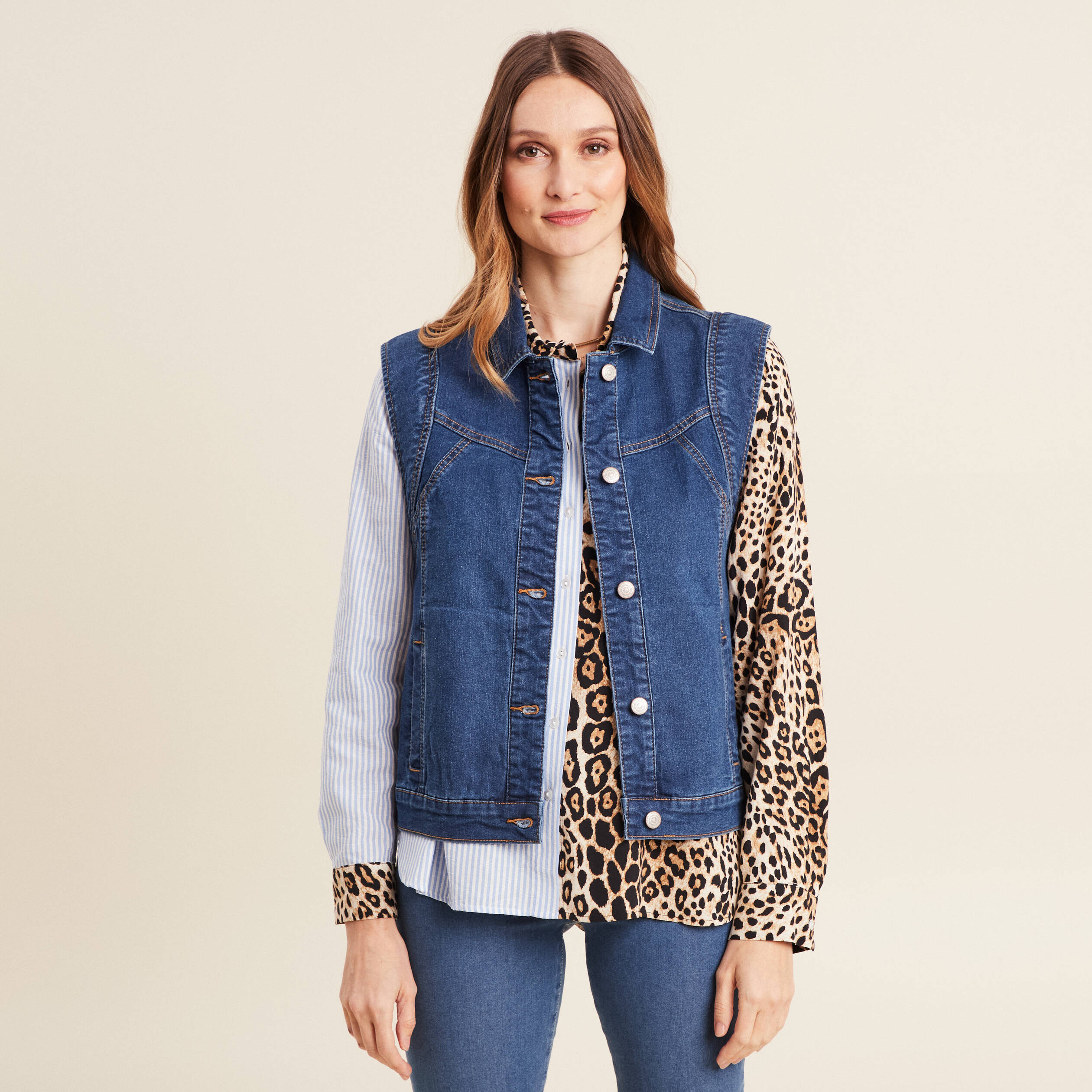 Veste droite sans manches en jean denim stone femme