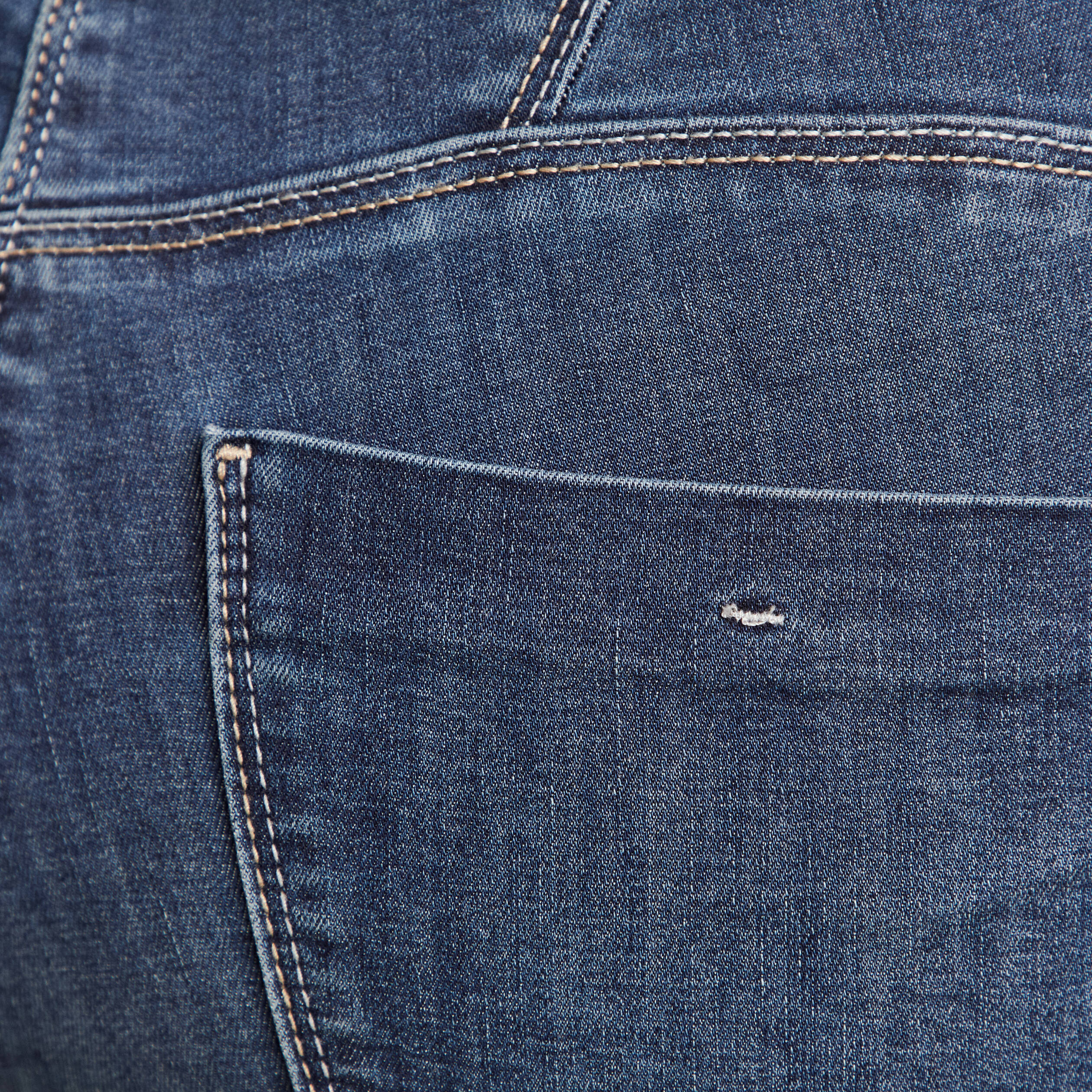 Jean coupe ajust&eacute;e long denim brut femme