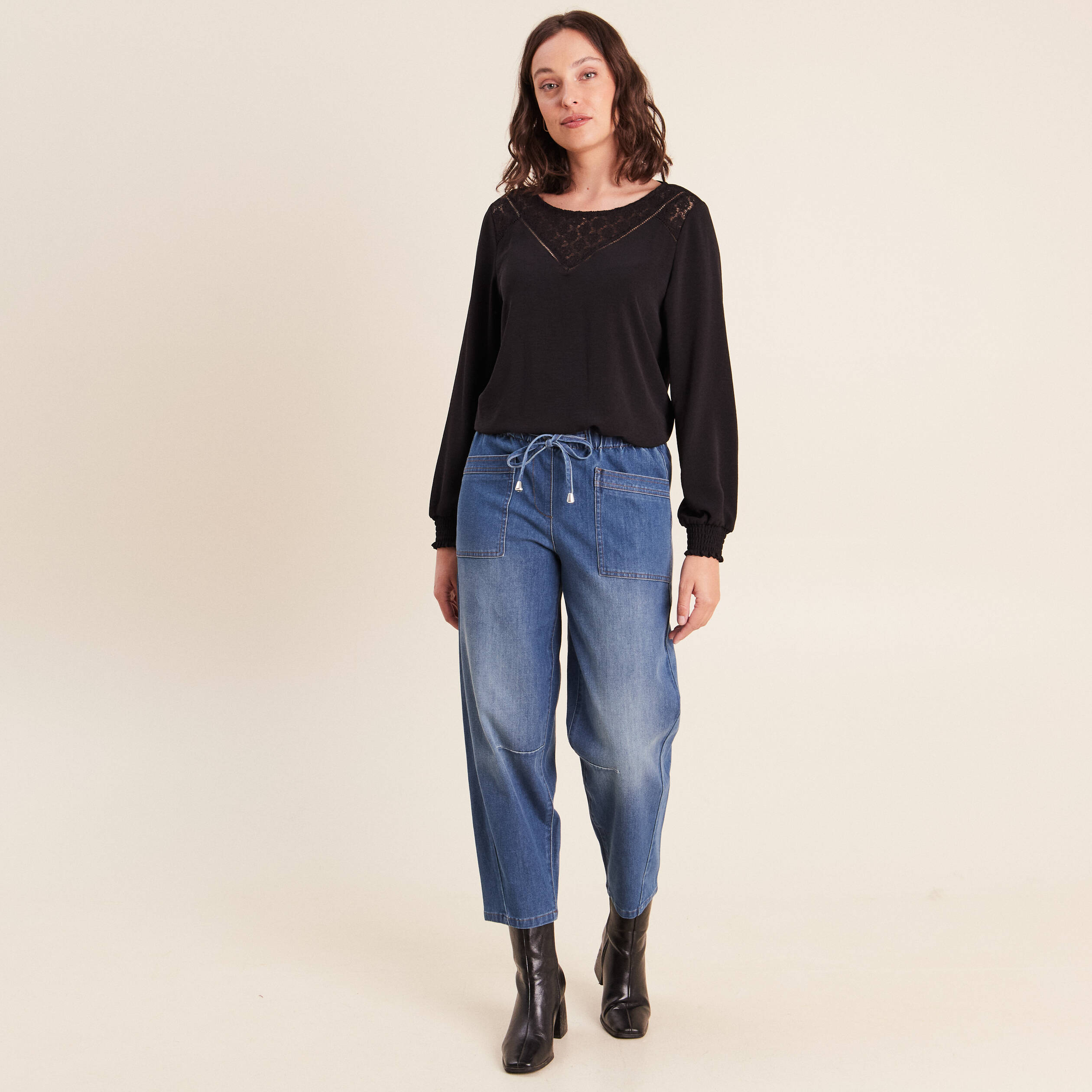 Pantalon mom 7/8&egrave;me en coton denim stone femme