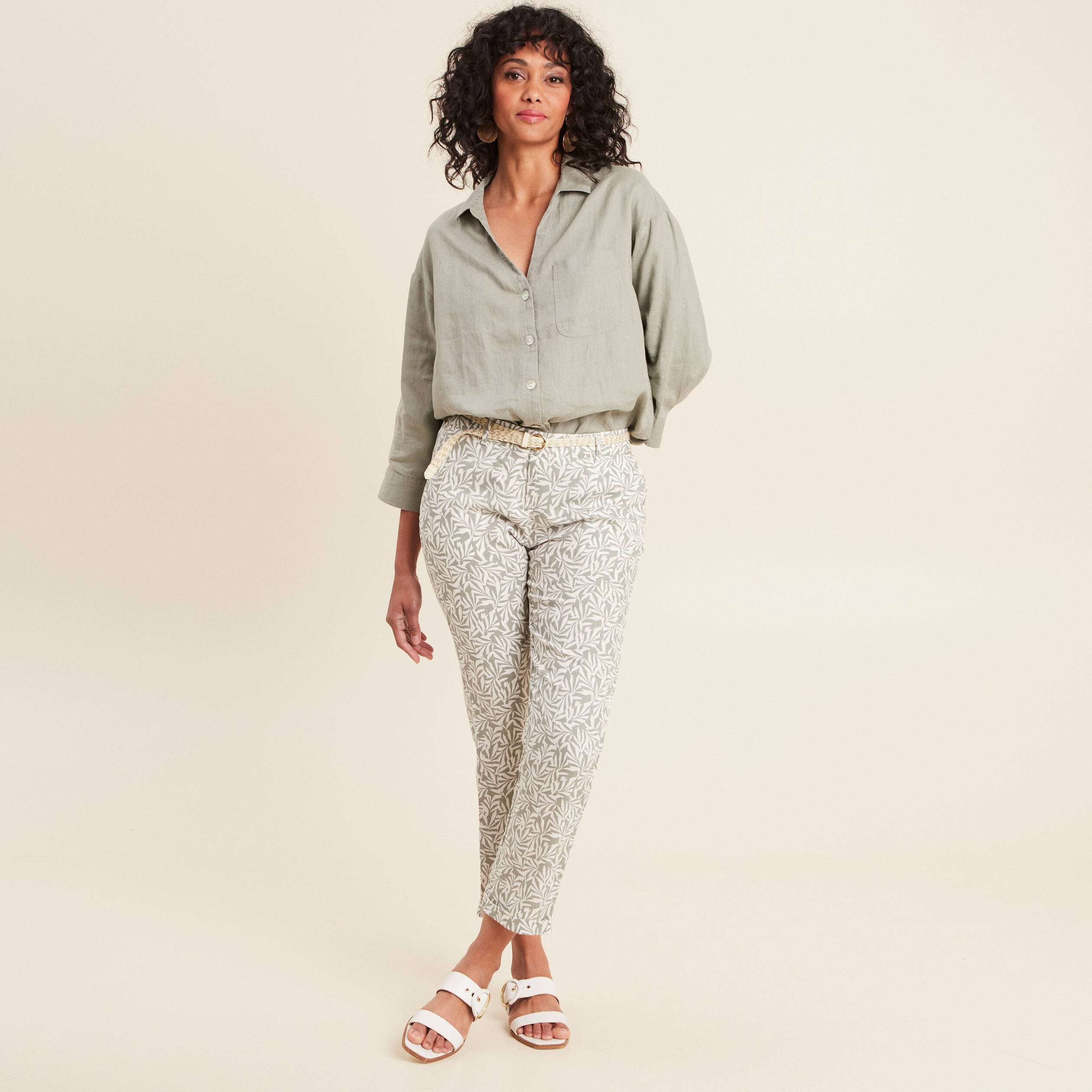 Pantalon à ceinture vert kaki femme