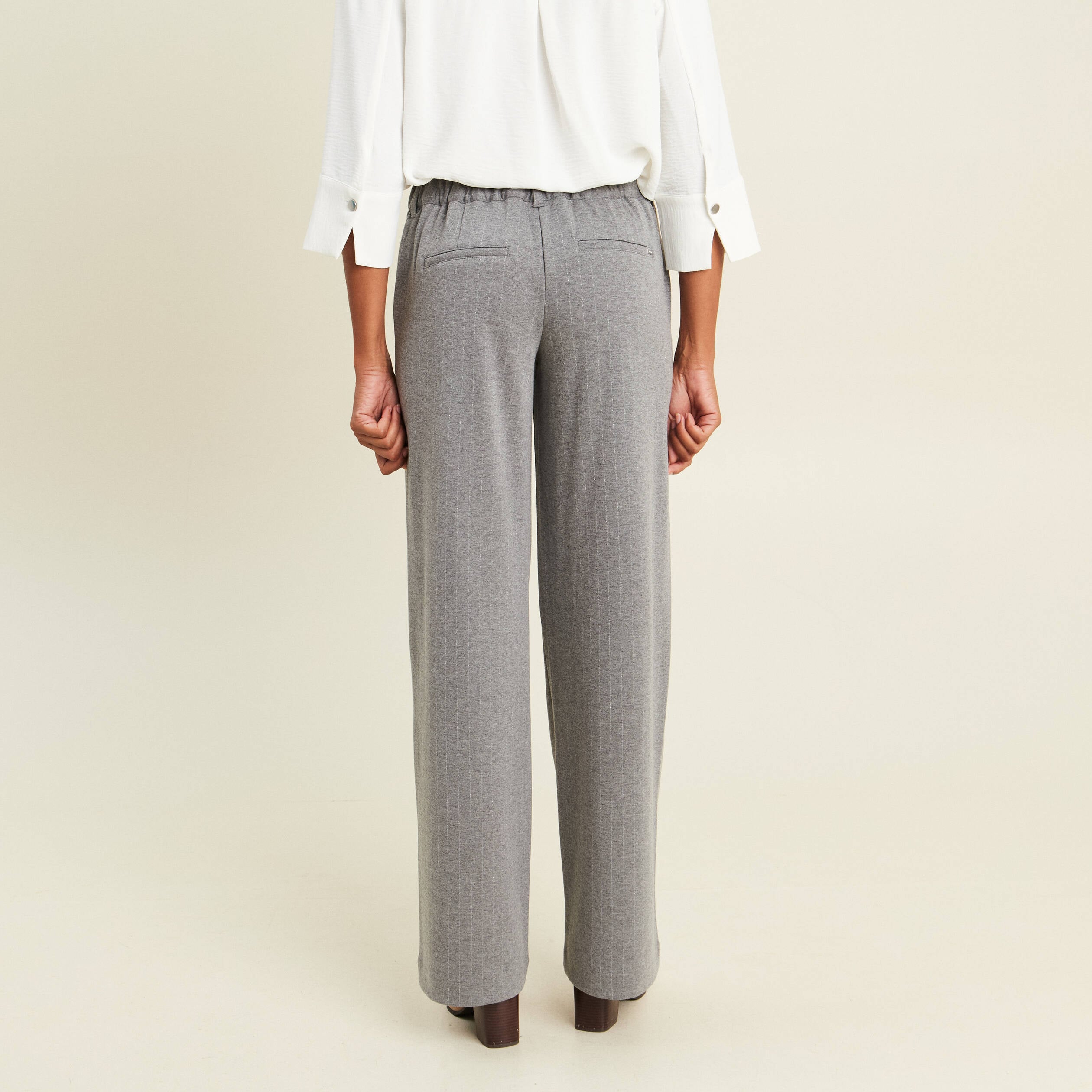 Pantalon loose taille bascul&eacute;e gris femme