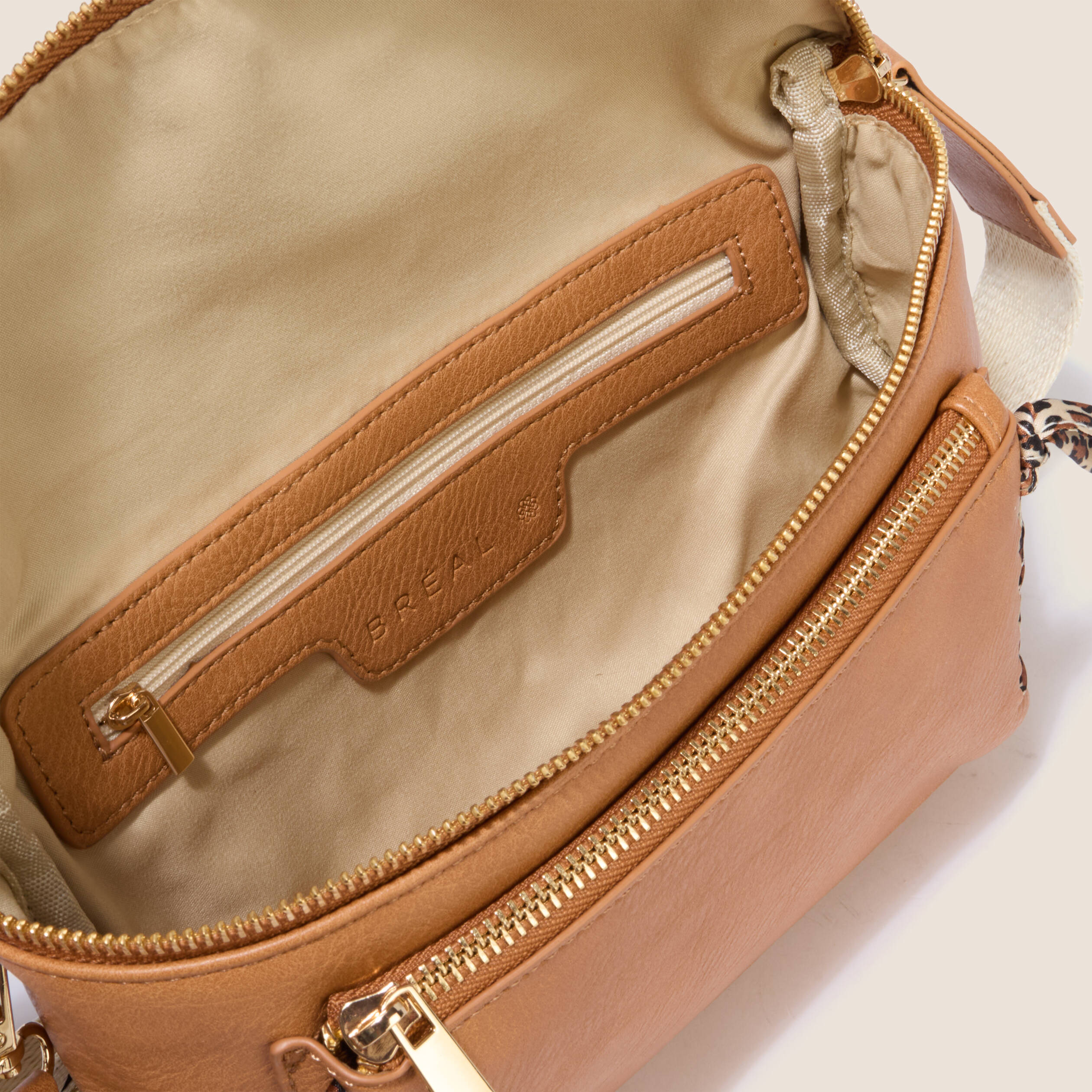 Sac à bandoulière Chloe en cuir marron foncé Kerala Lock Horse sur