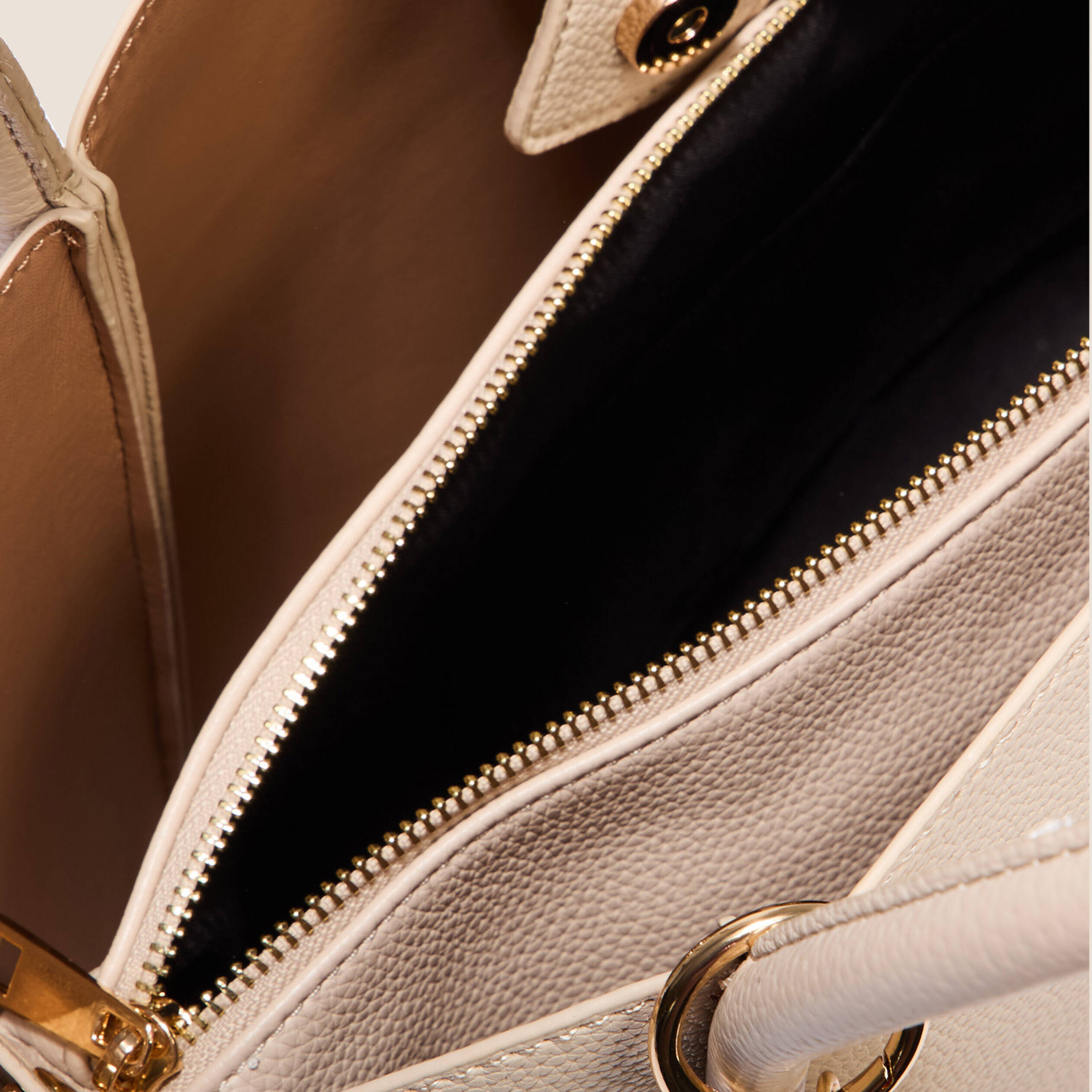Sac cabas détail pampille sable femme