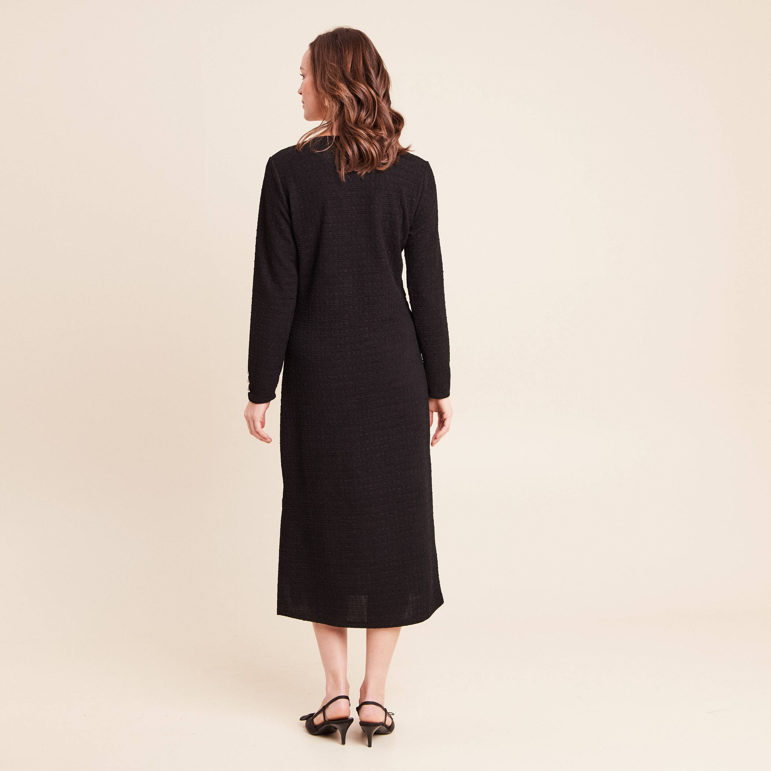 Robe col v manches longues noir femme