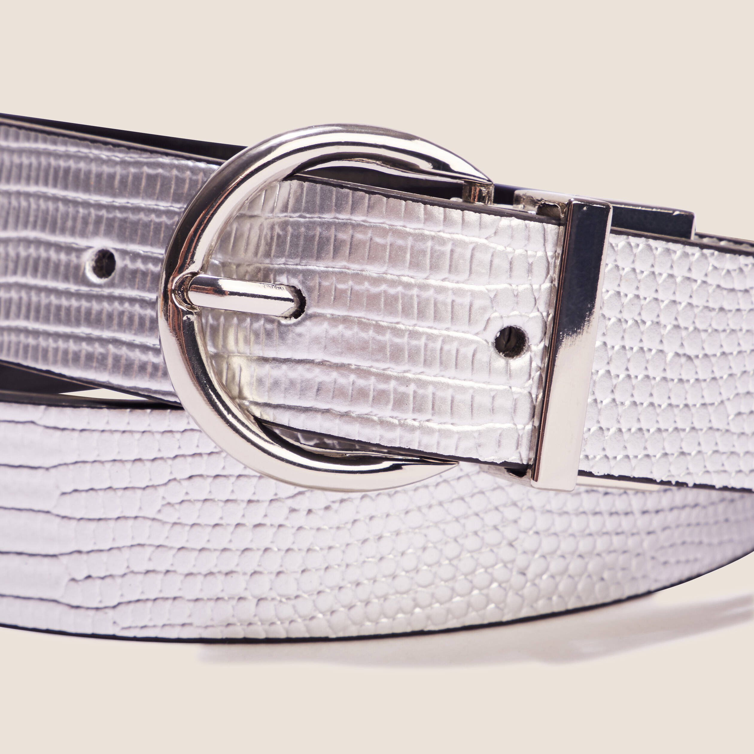 Ceinture croco métallisée couleur argent femme