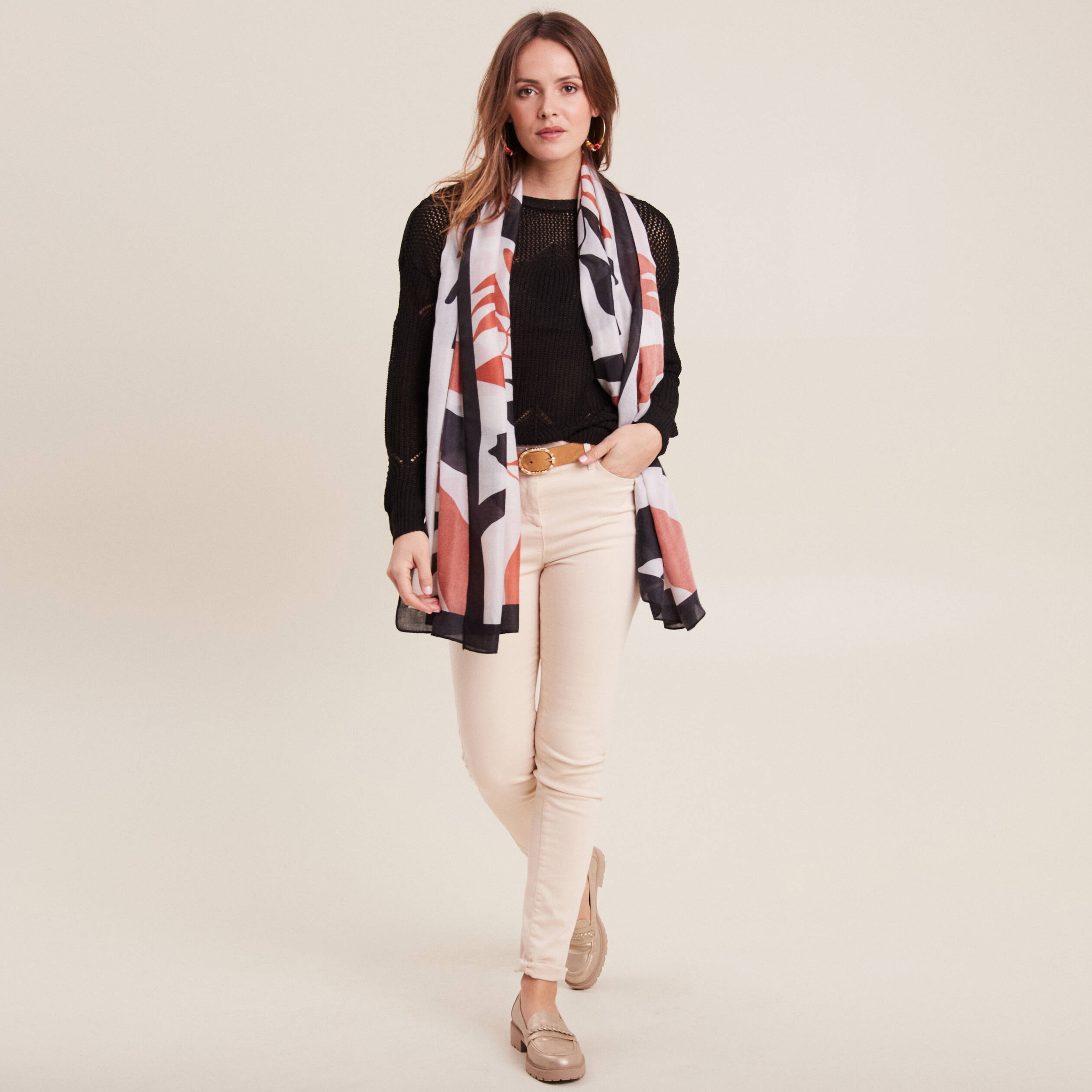Pull manches longues ajouré noir femme