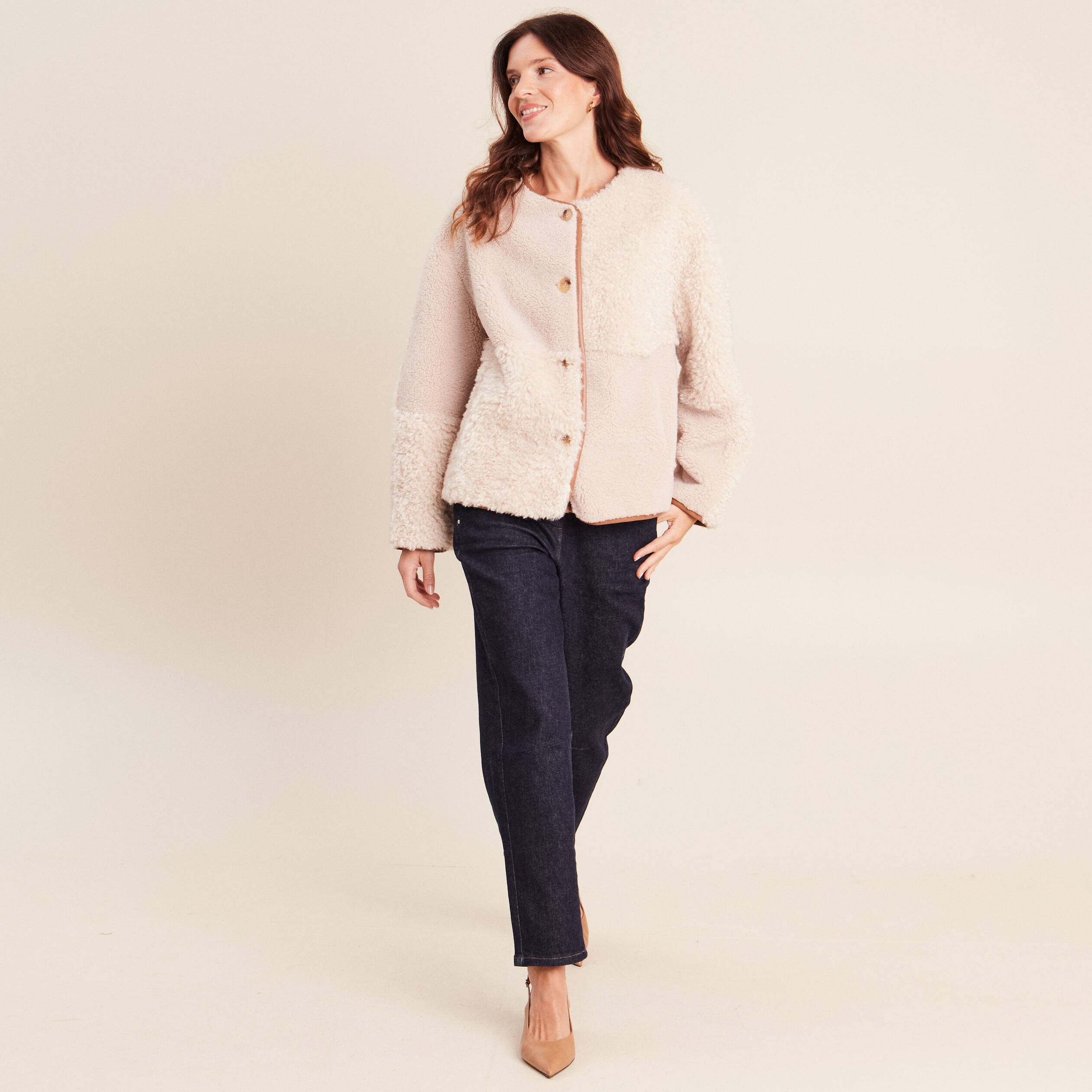 Manteau manches longues fausse fourrure ecru femme