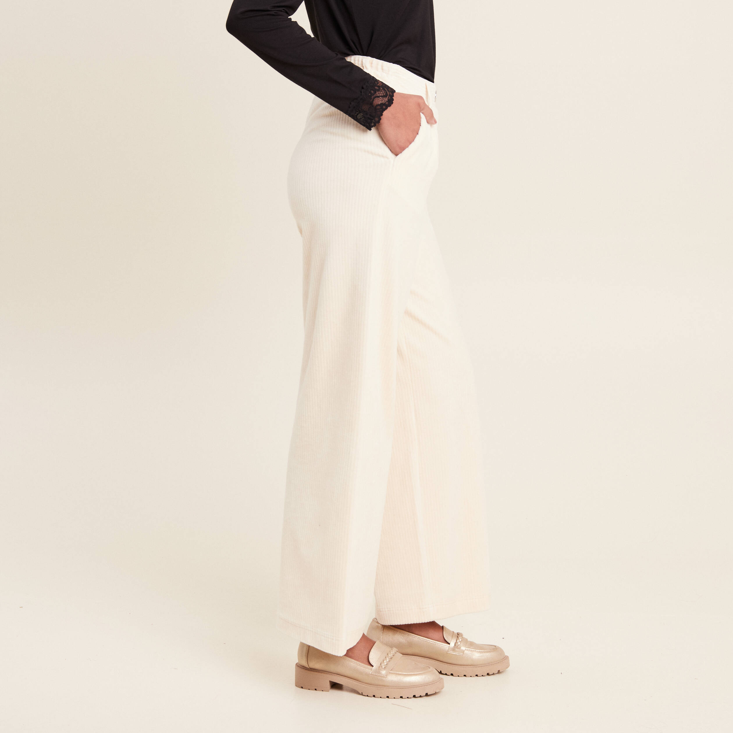pantalon large velours ivoire femme Pantalon large velours ivoire femme