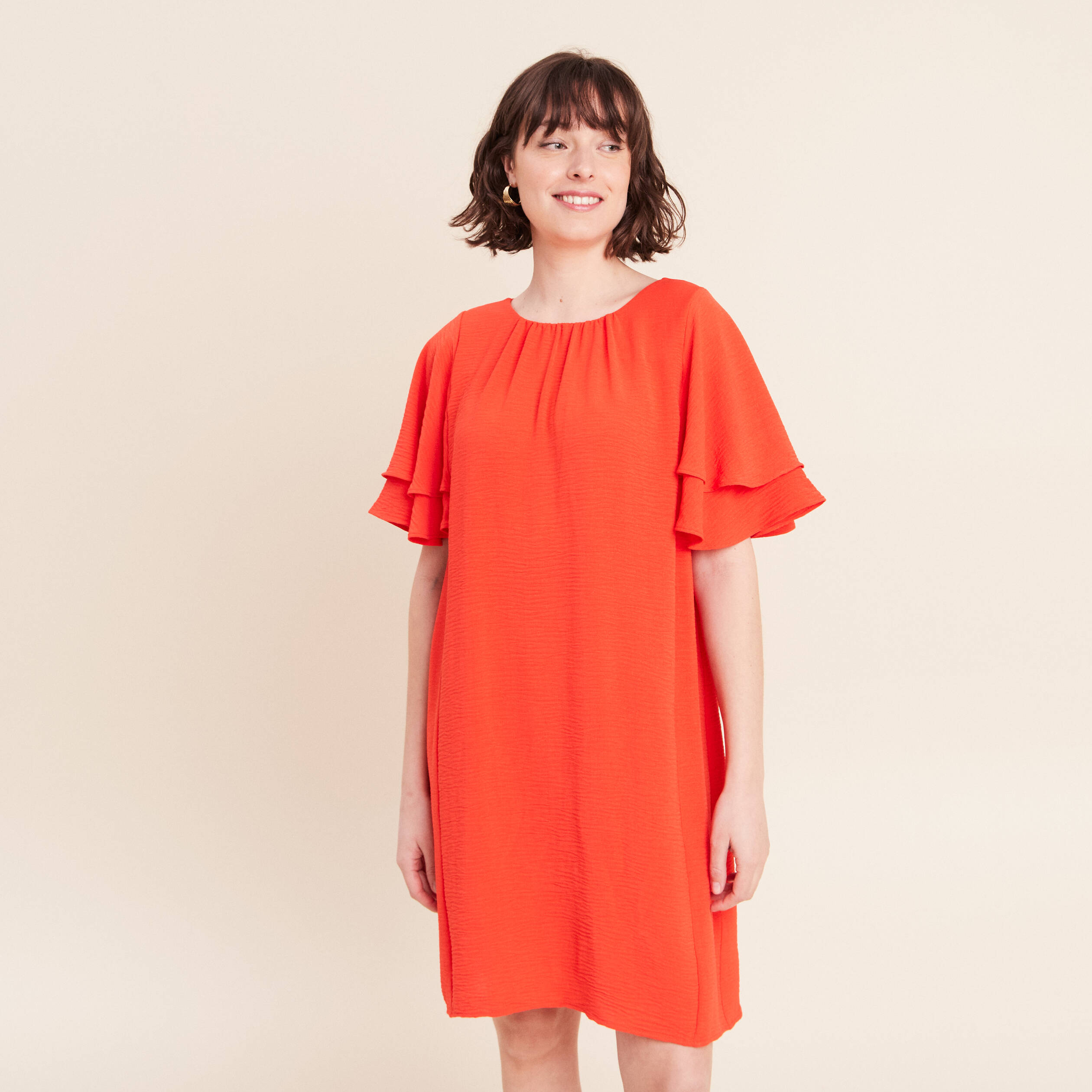 Robe courte &eacute;vas&eacute;e manches courtes orange fonc&eacute; femme
