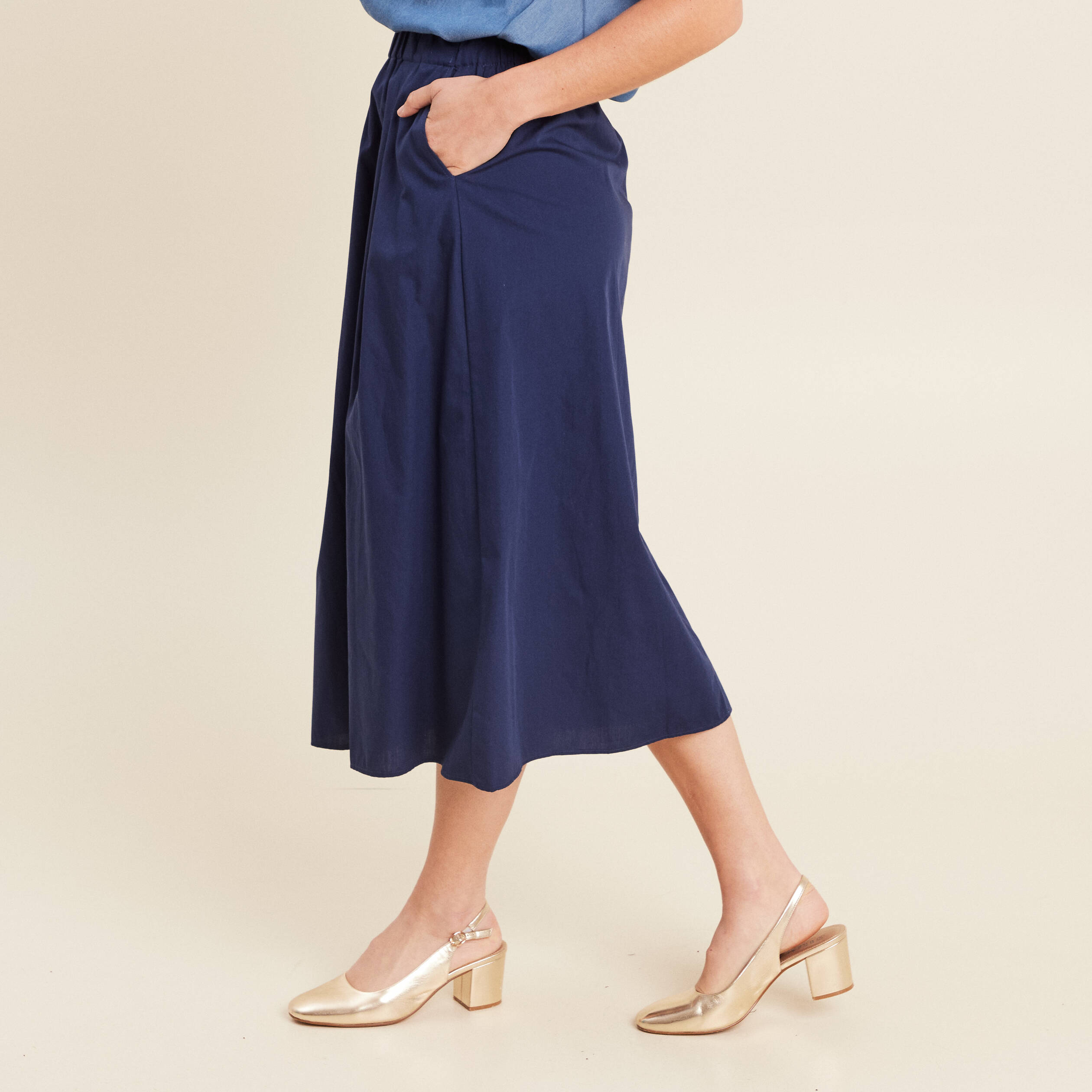 jupe longue evasee bleu fonce femme Jupe longue évasée bleu foncé femme