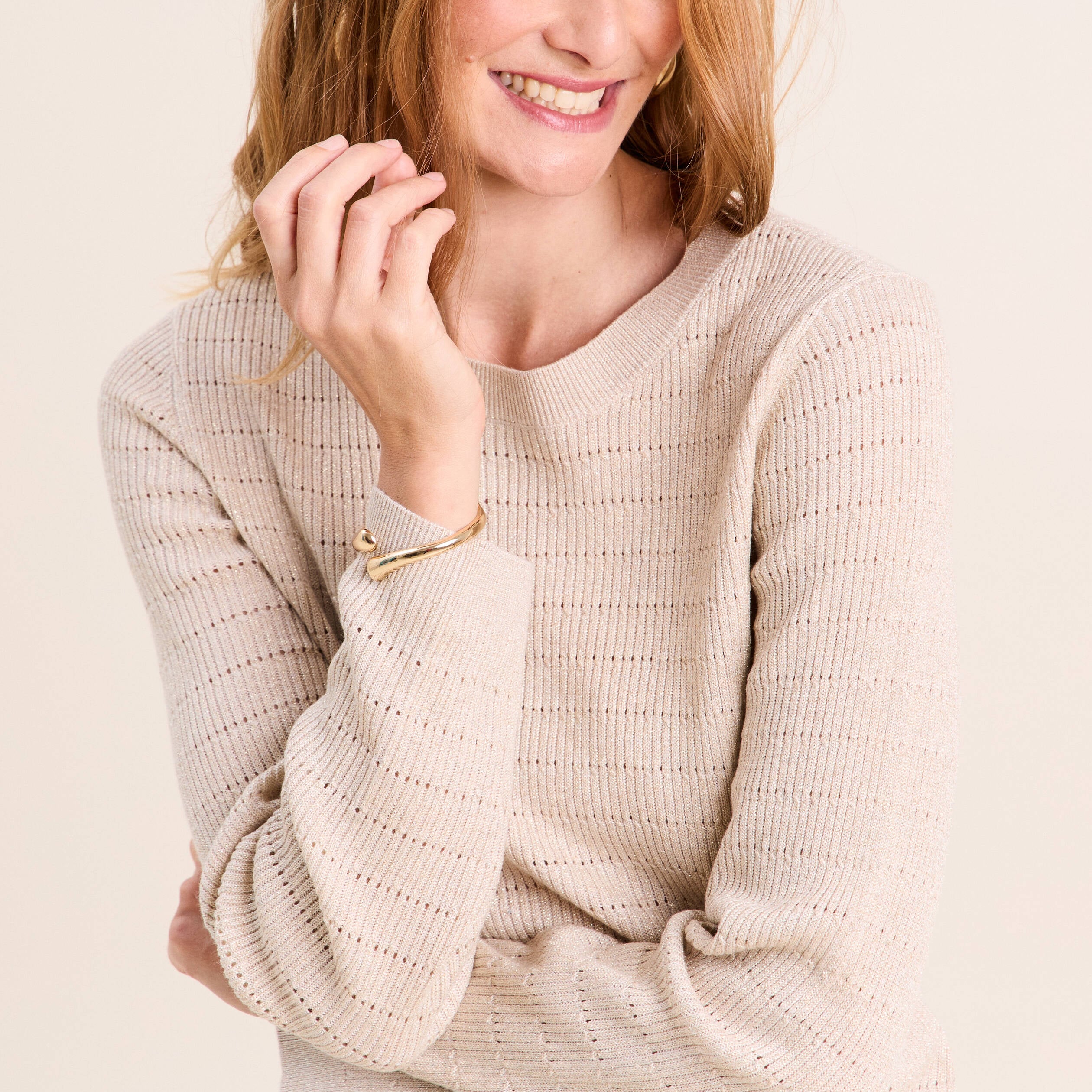 Pull manches longues col rond brillant couleur or femme
