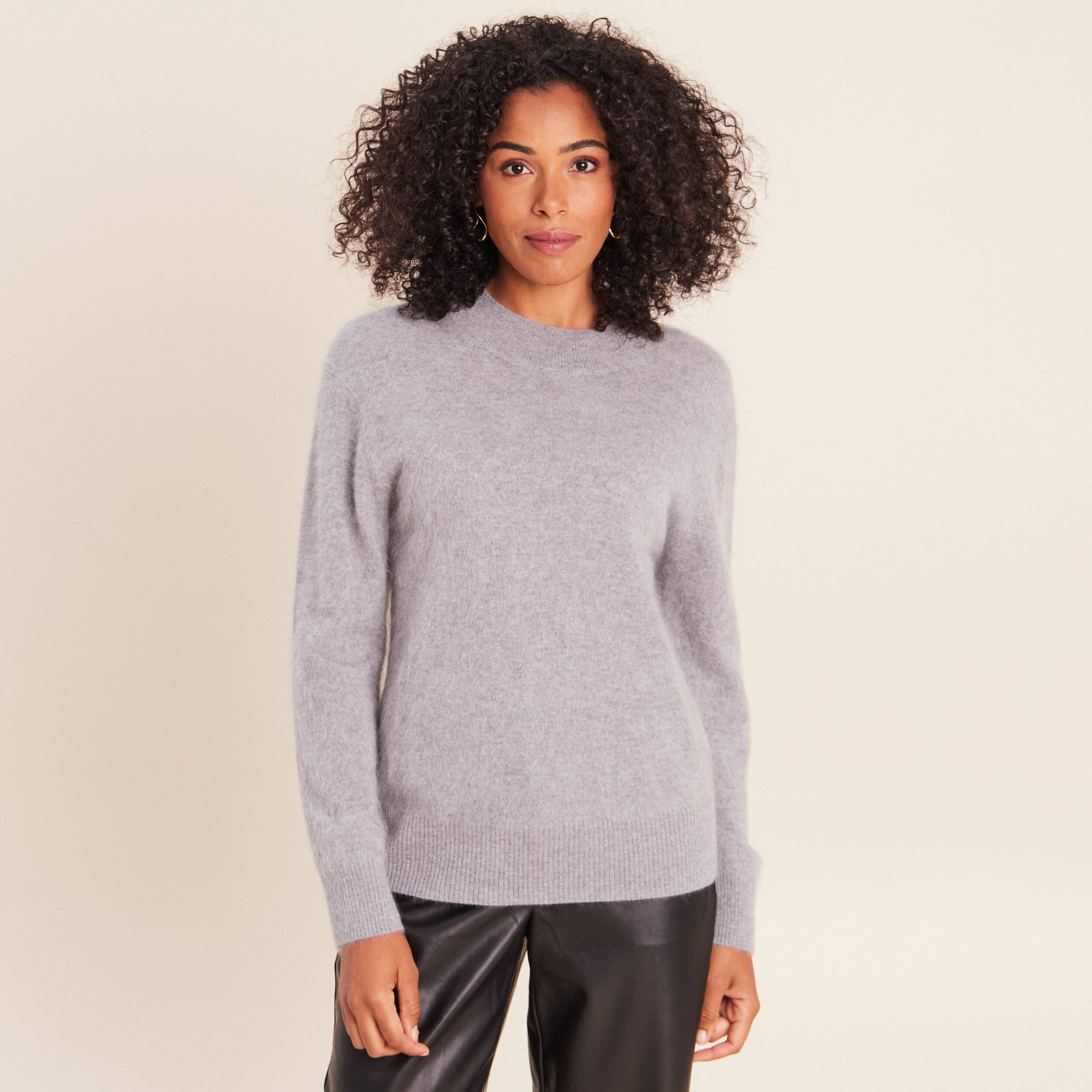 Pull cachemire col montant gris clair femme
