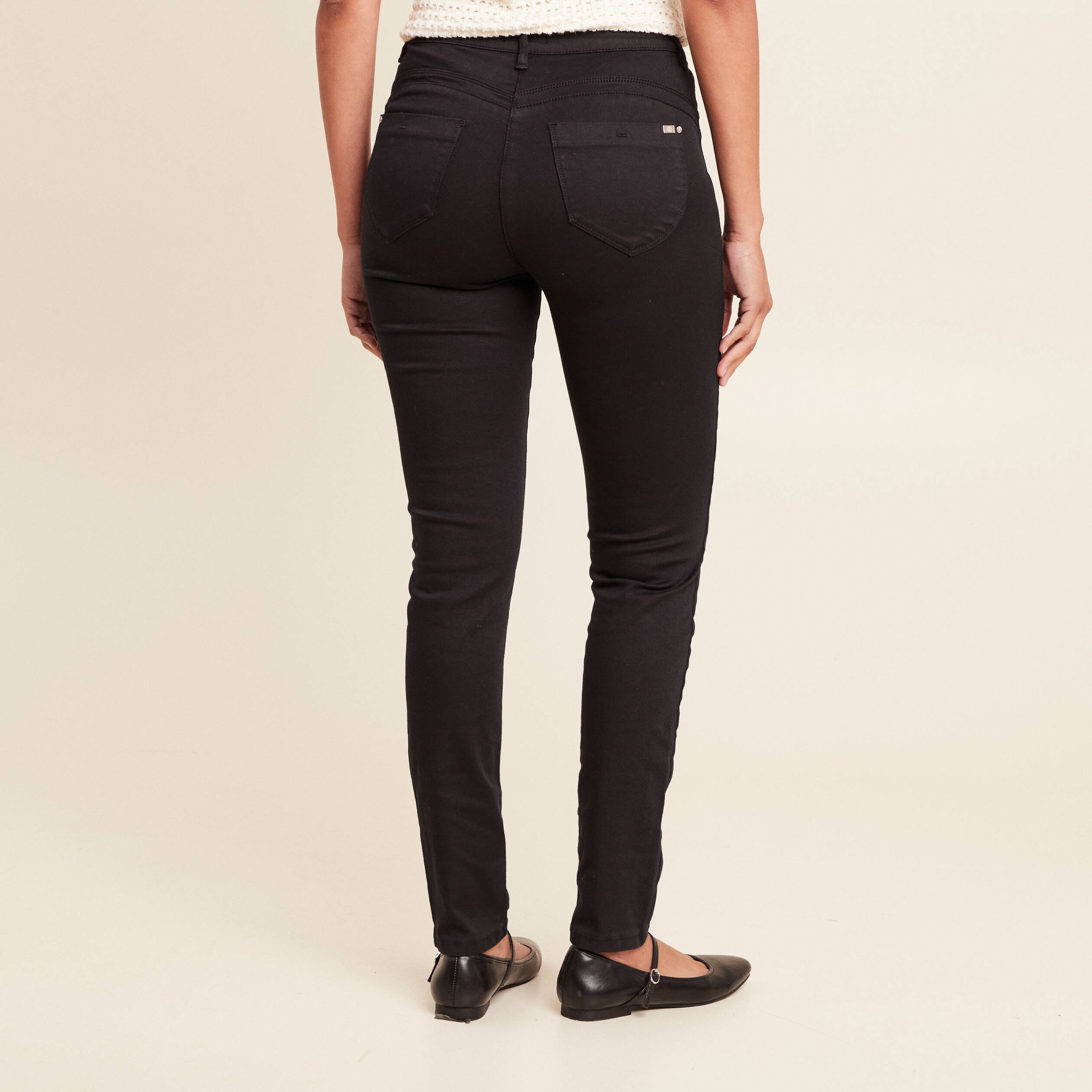 jean magique ajuste taille standard noir femme Jean magique ajusté taille standard noir femme