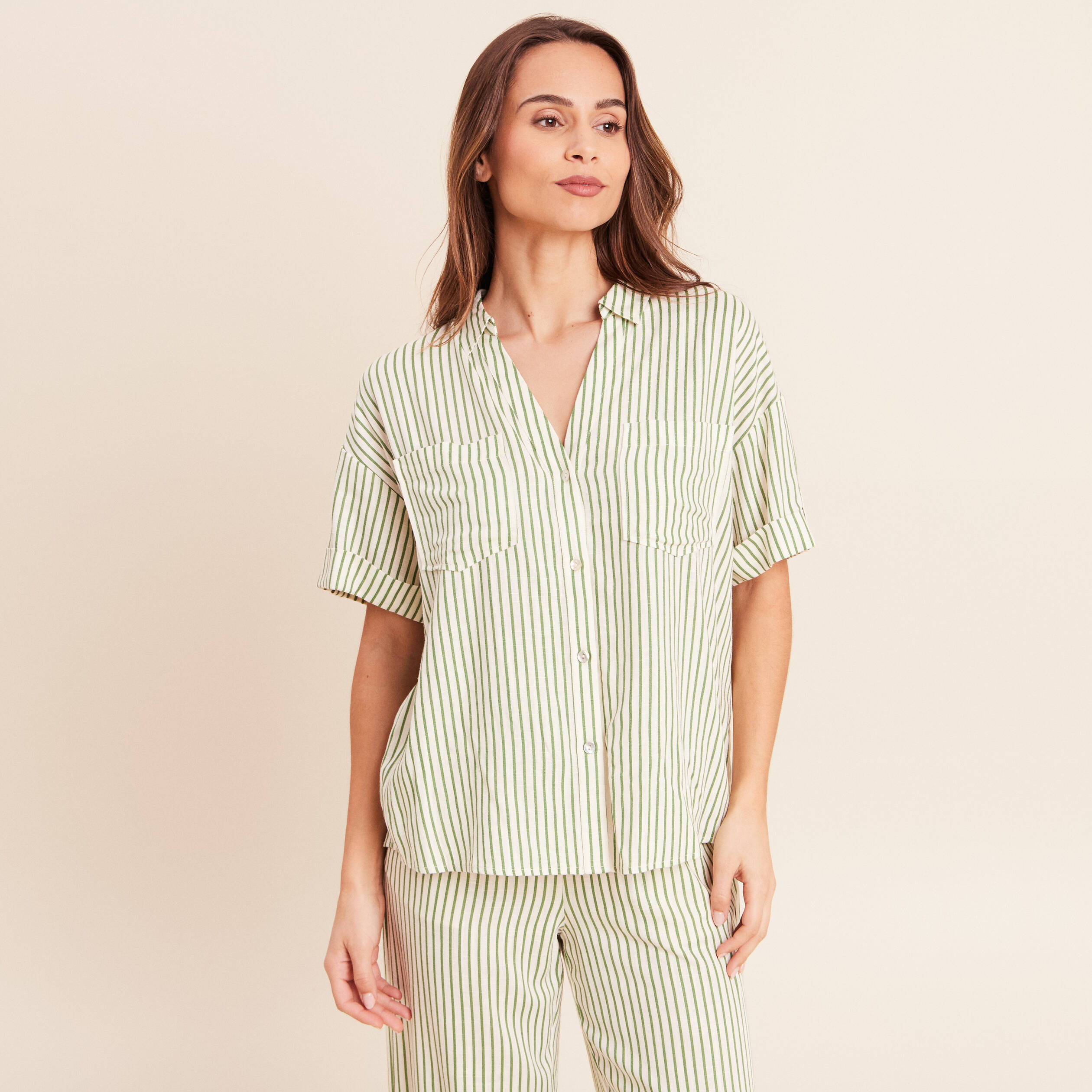 Chemise Manches Courtes ONLY Femme Blanc Cassé Taille L - Occasion Très Bon état, Col V, Coton/polyester