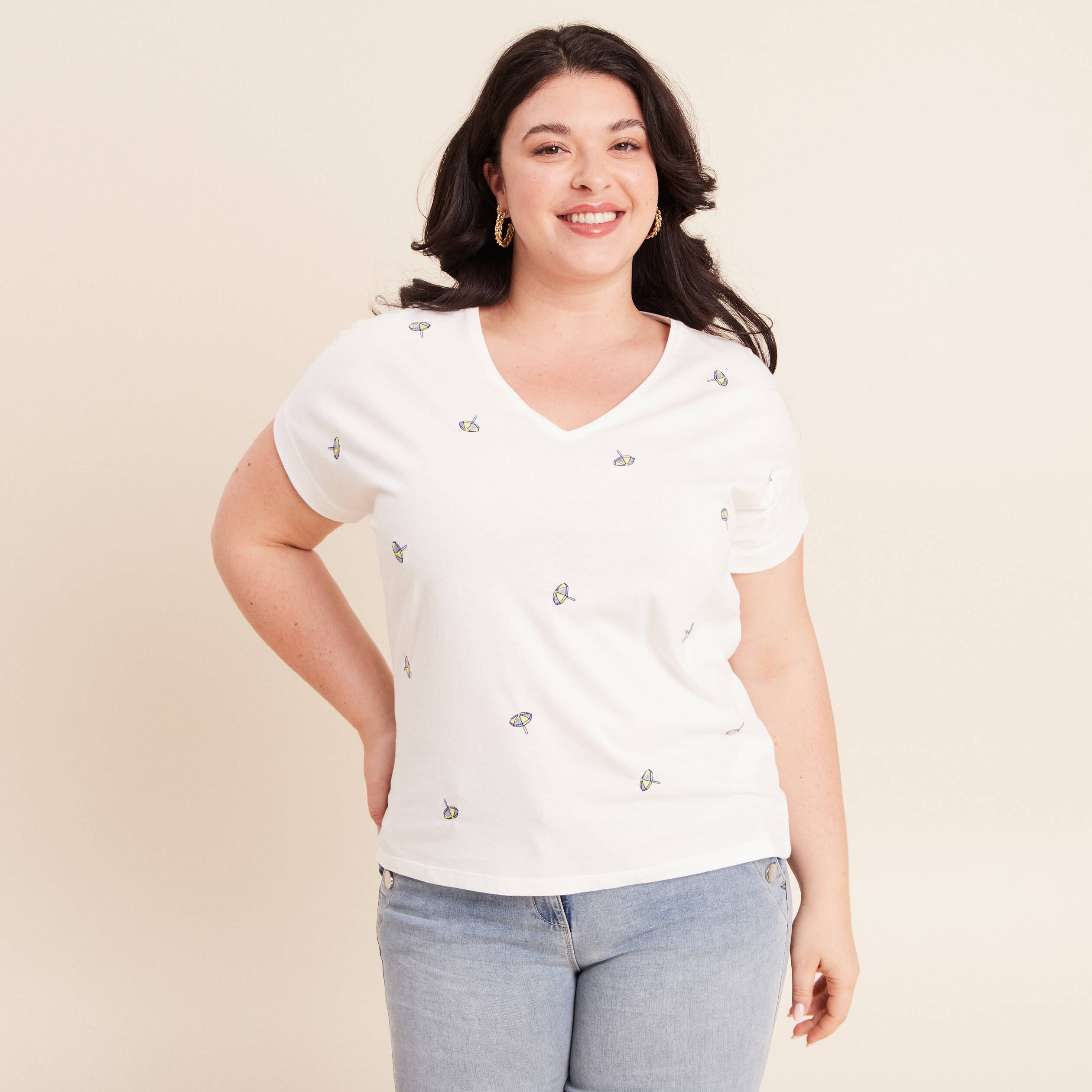 T-shirt col v broderie manches courtes ecru femme