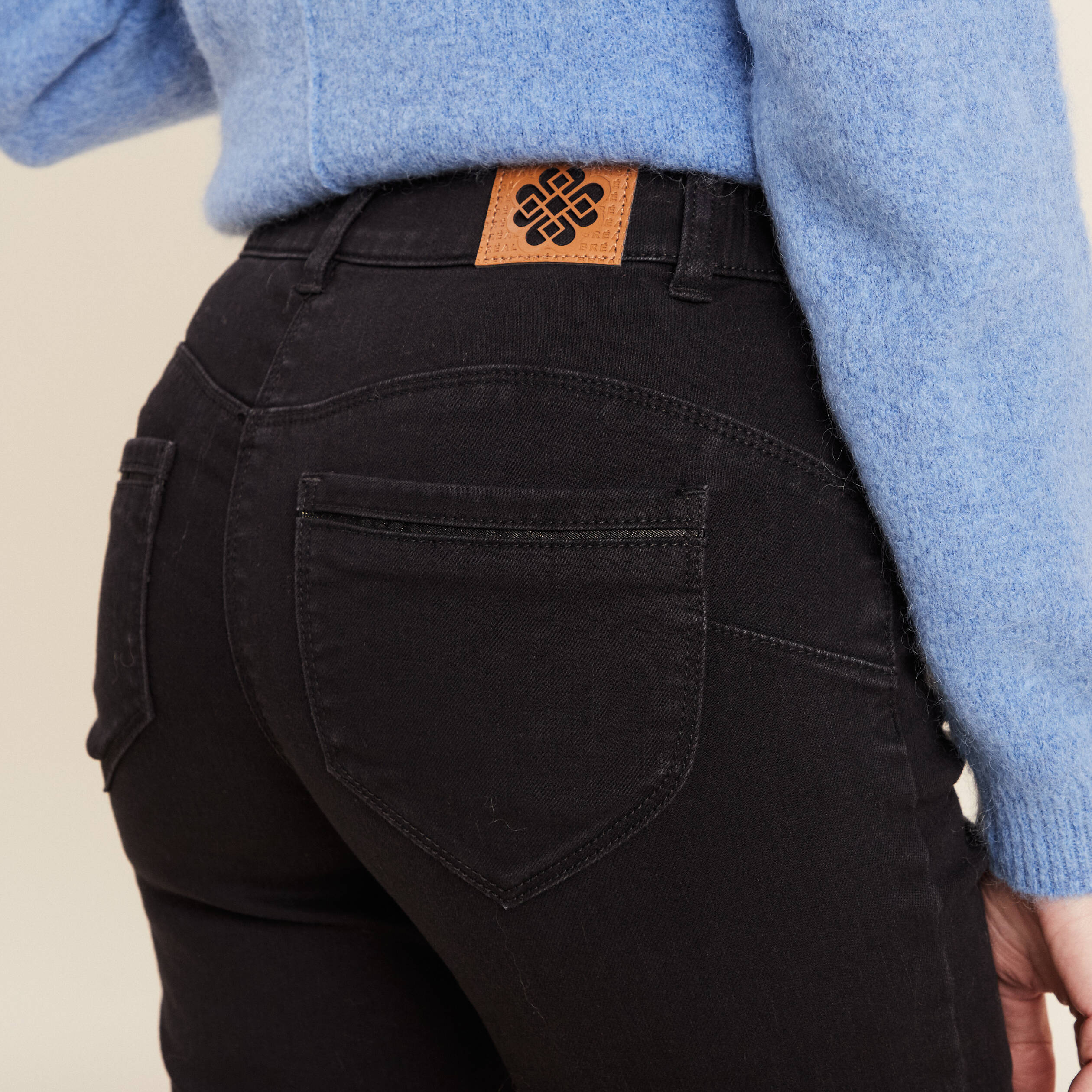 jean droit taille basculee noir femme Jean droit taille basculée noir femme