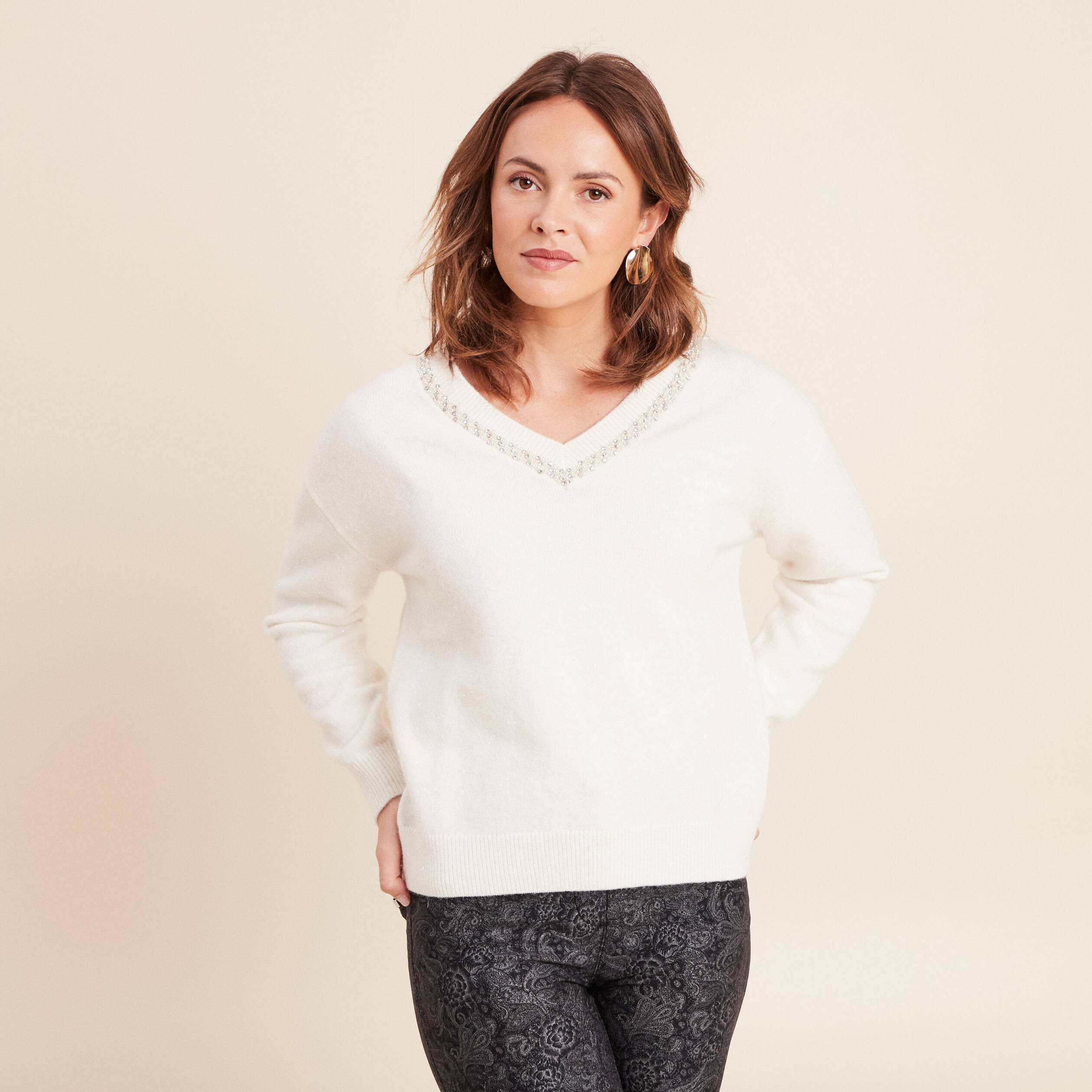 Pull col v manches longues brillant ecru femme