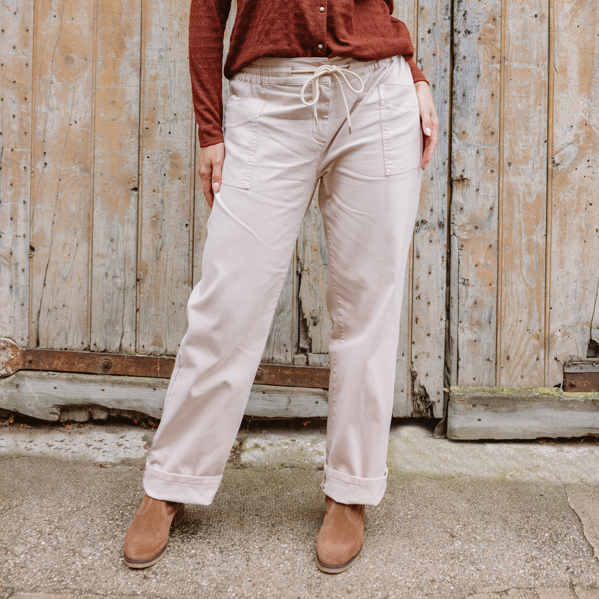Pantalon taille haute coupe droite denim beige femme