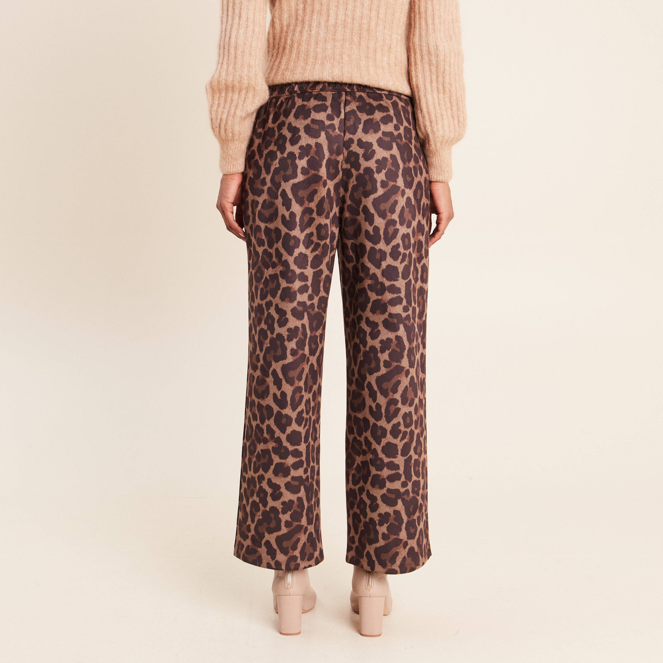Pantalon droit 7/8&egrave;me taille haute daim marron femme