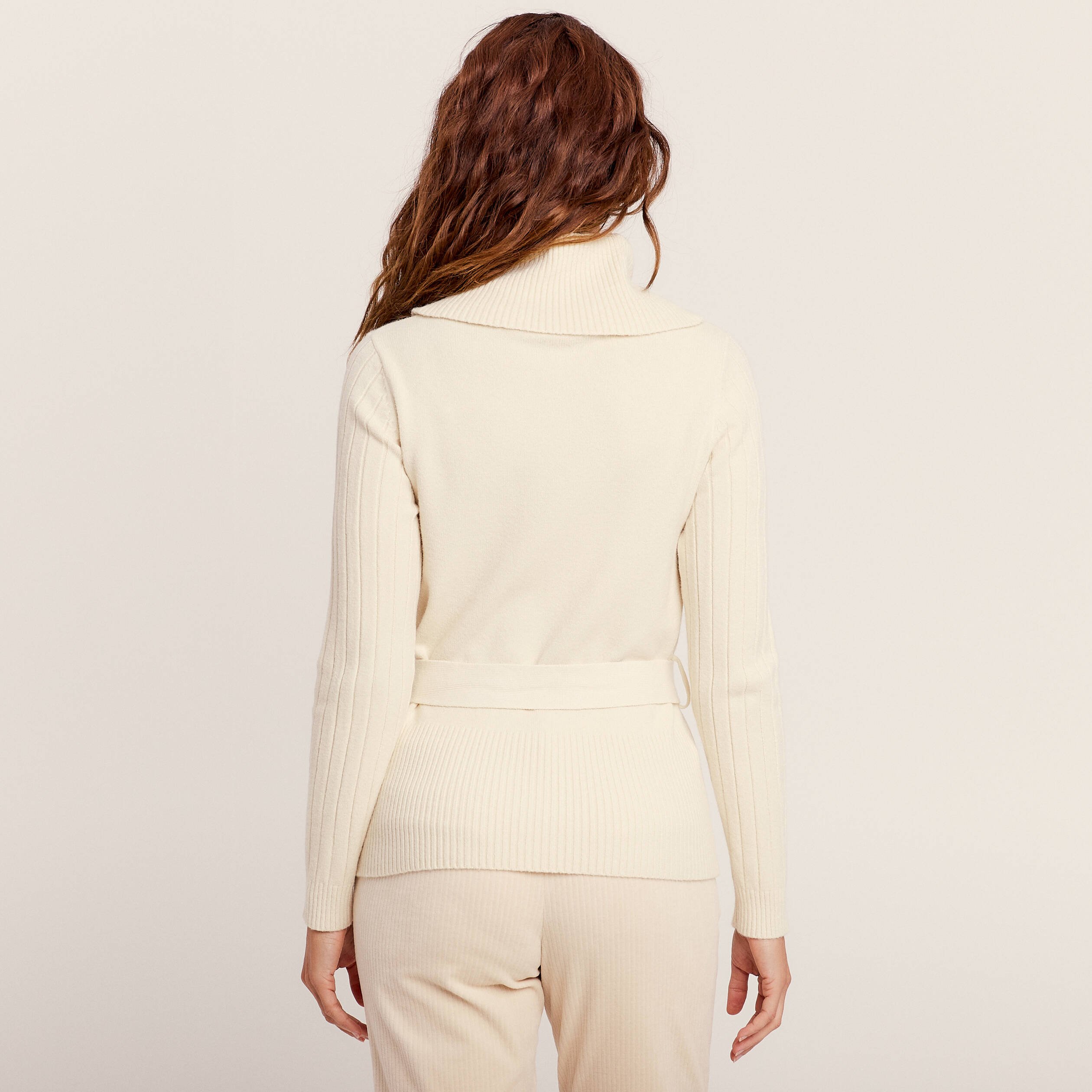 Pull col online roulé creme femme