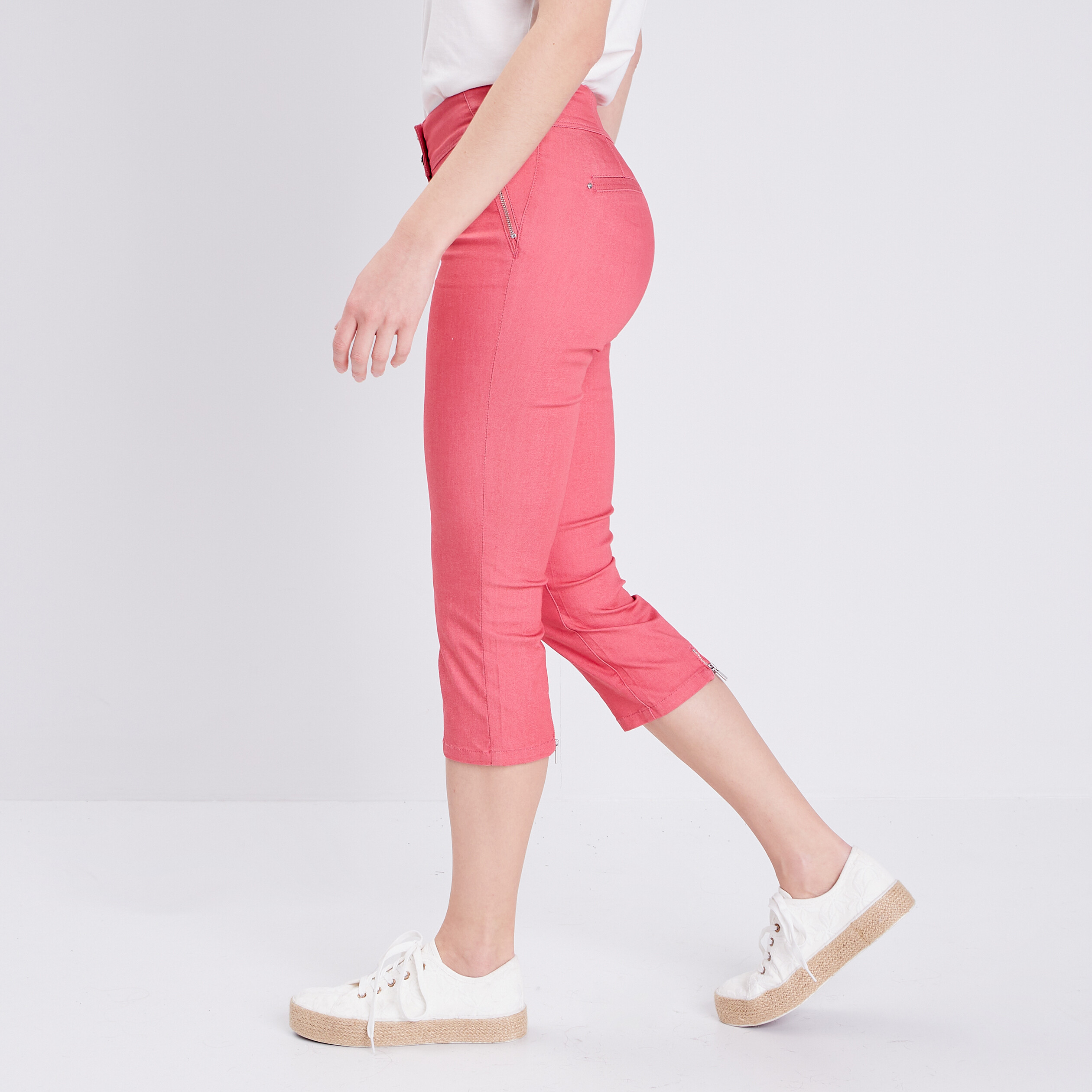 Pantacourt ajust&eacute; vieux rose femme