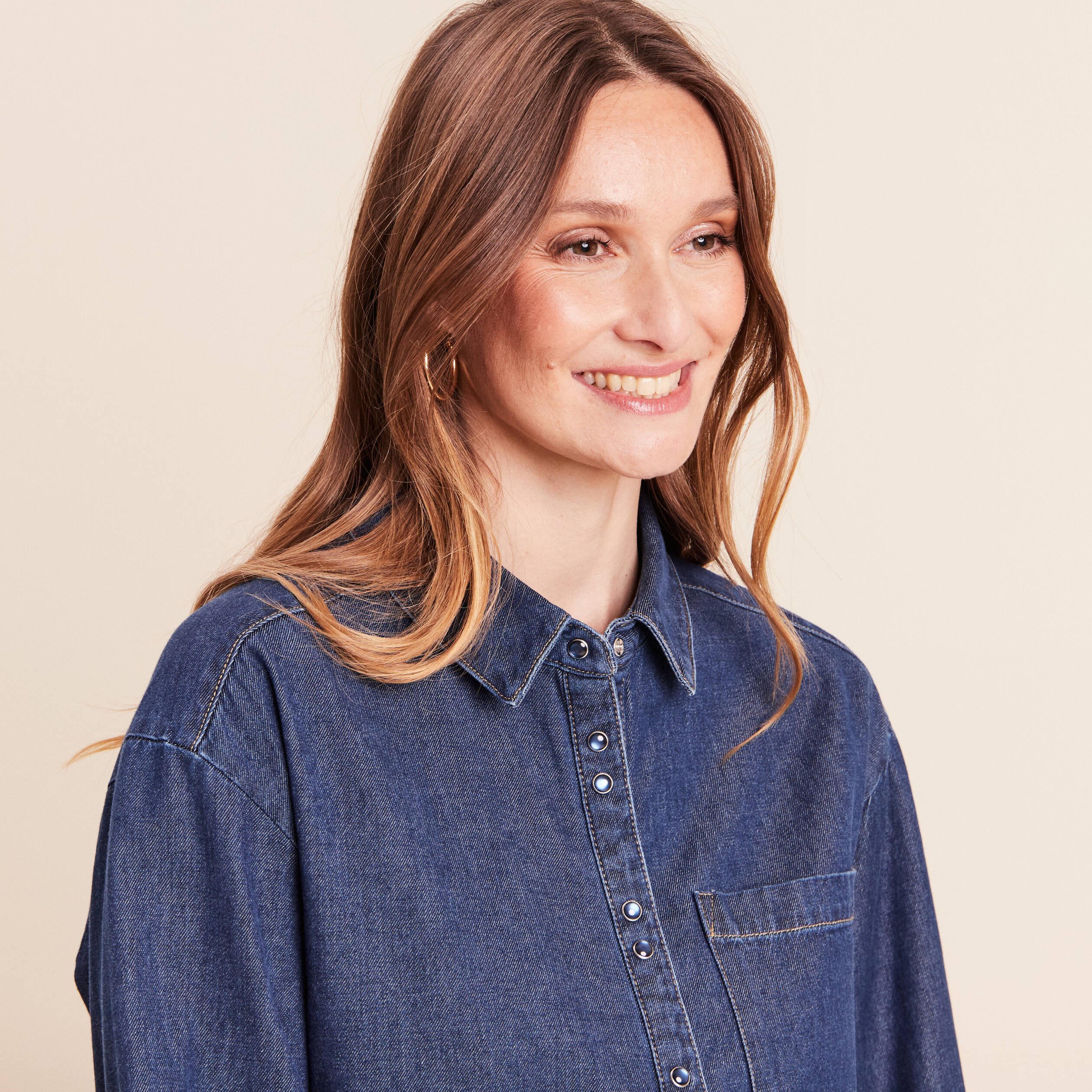 Chemise ample en coton manches longues denim brut femme