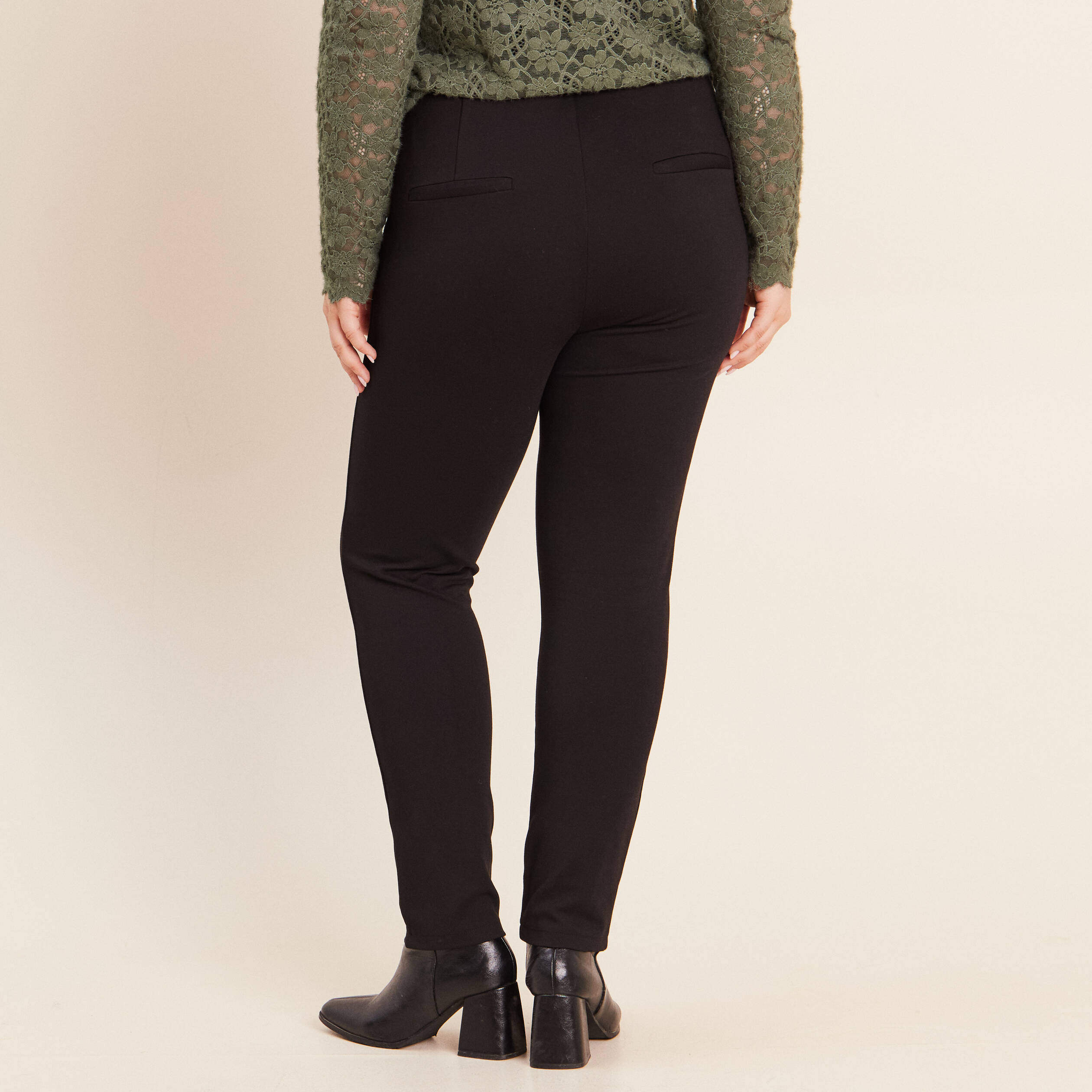 Legging 7/8&egrave;me taille bascul&eacute;e en maille noir femme