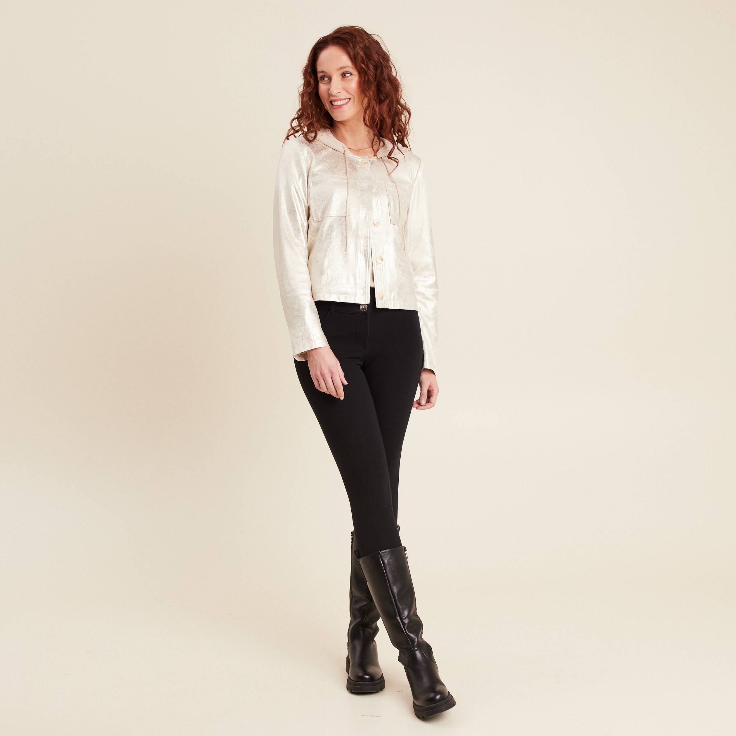 pull sans manches a capuche couleur or femme Pull sans manches à capuche couleur or femme