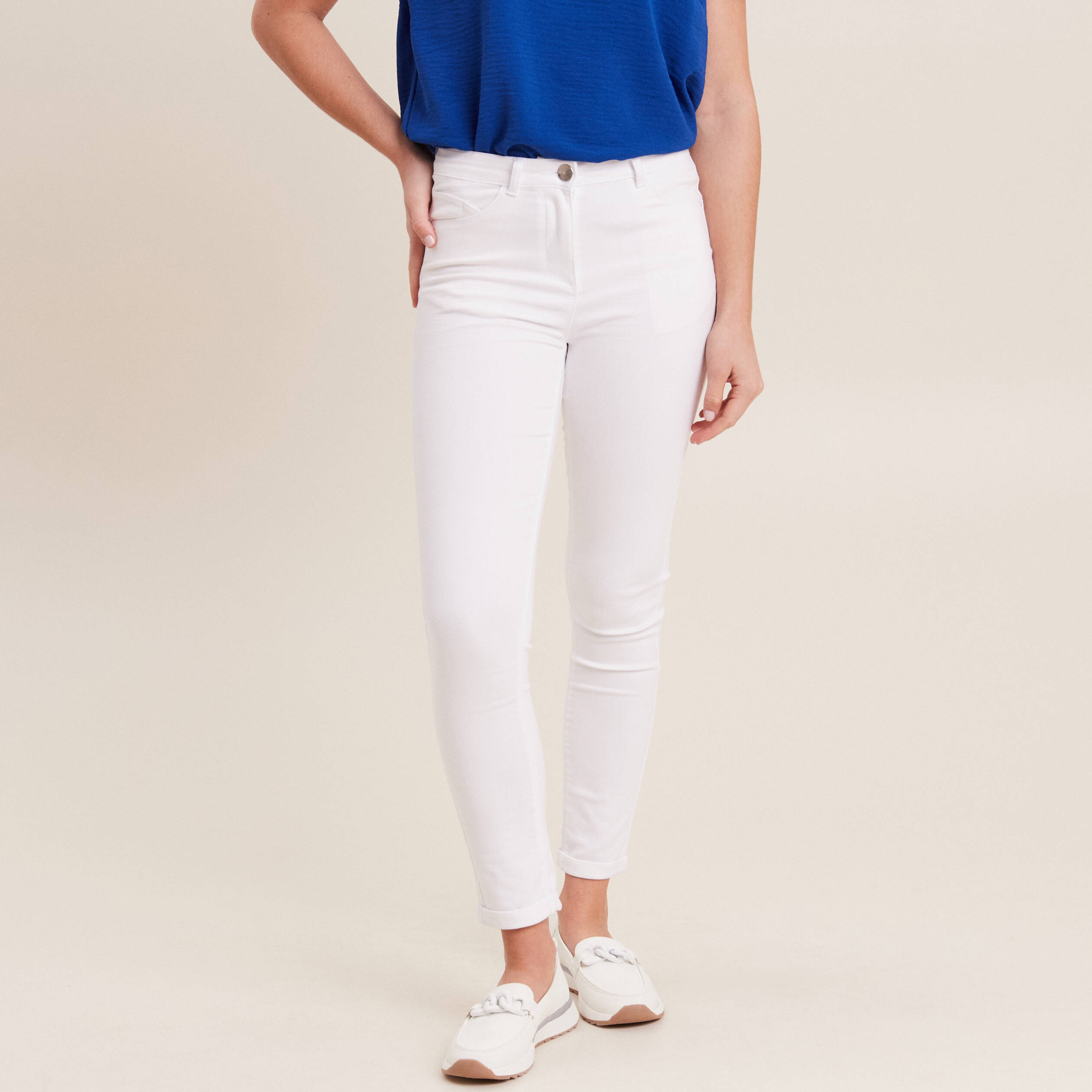 Jean coupe ajust&eacute;e 7/8&egrave;me blanc femme