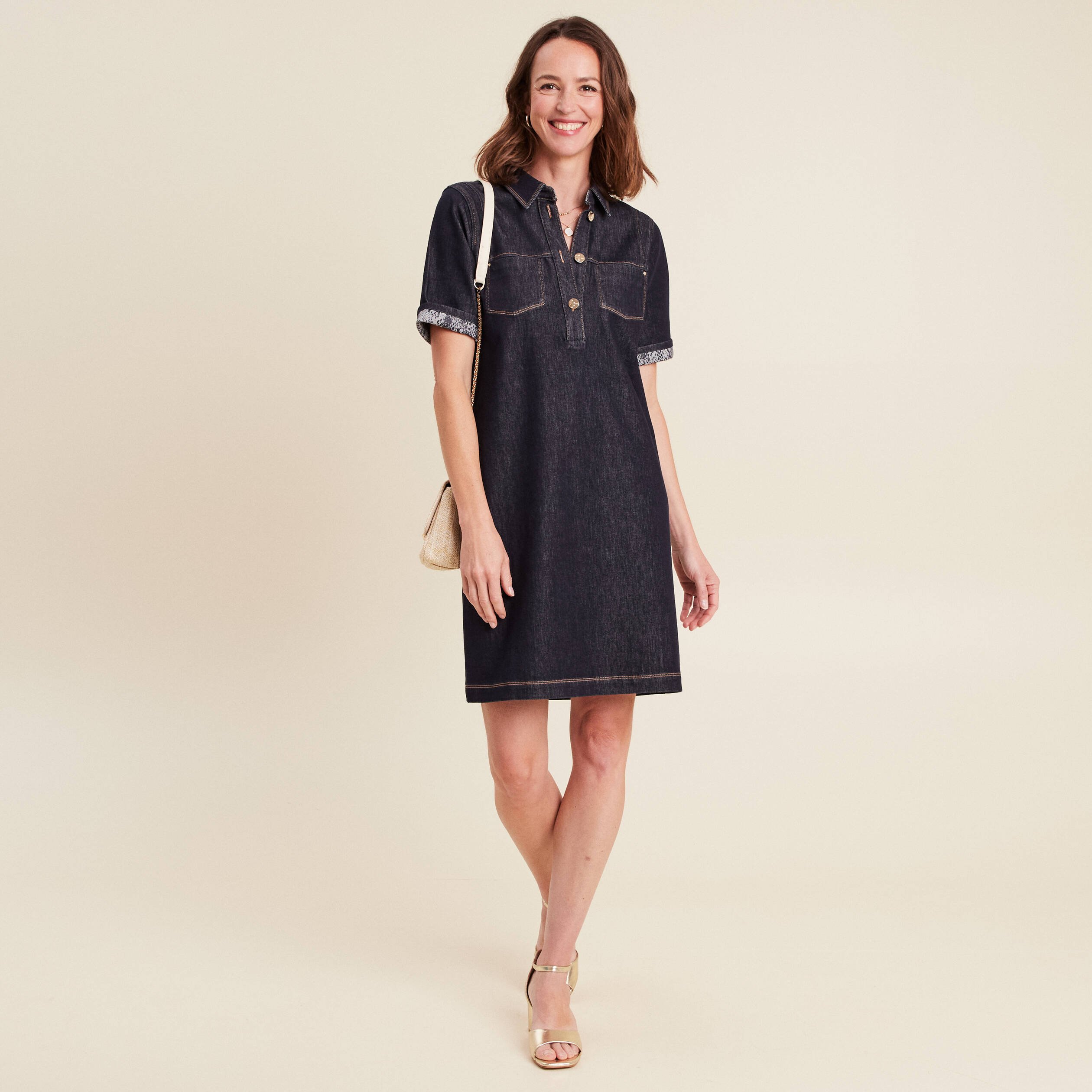 robe courte droite en jean col chemise denim brut femme robe courte droite en jean col chemise denim brut femme
