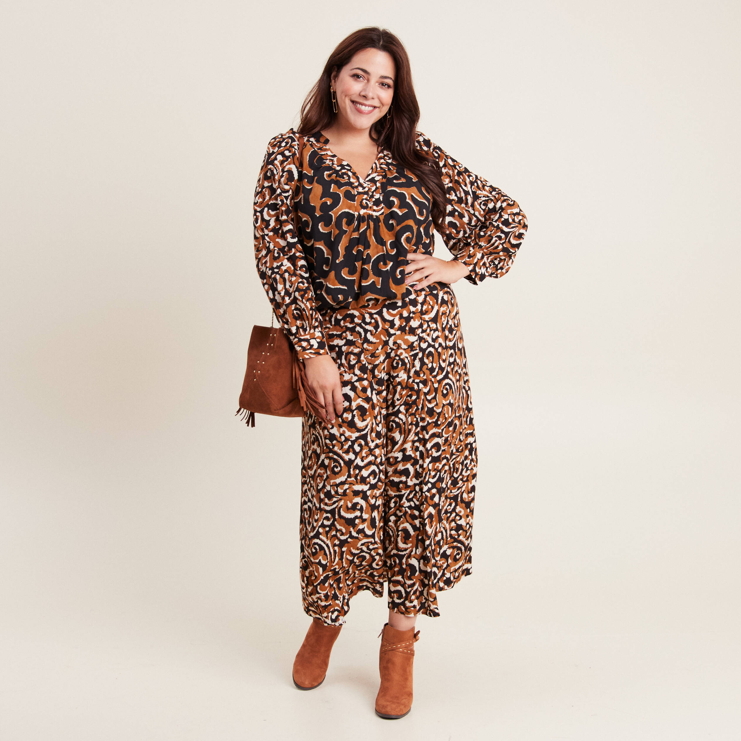 jupe longue evasee noir femme Jupe longue évasée noir femme