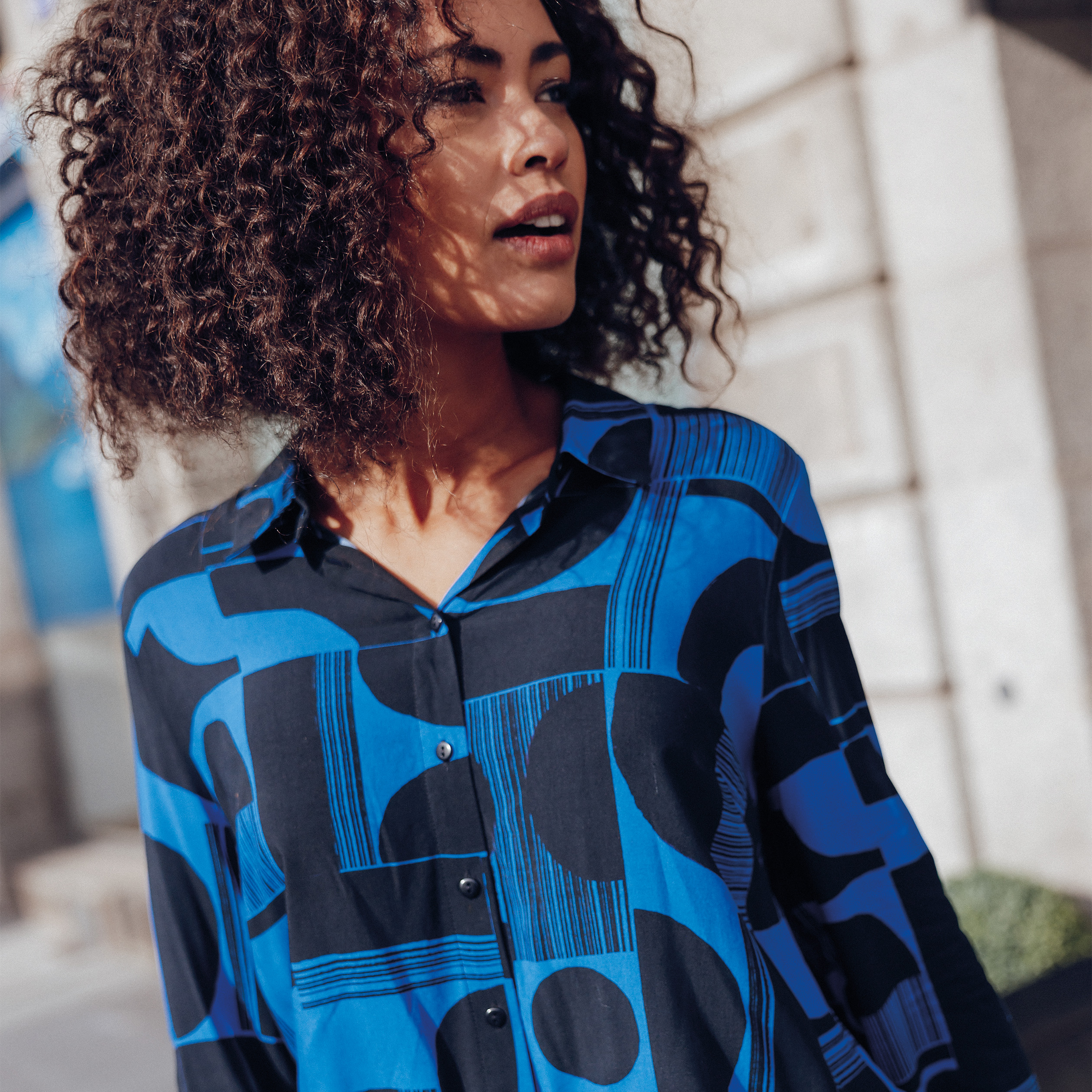 Chemise bleu electrique outlet