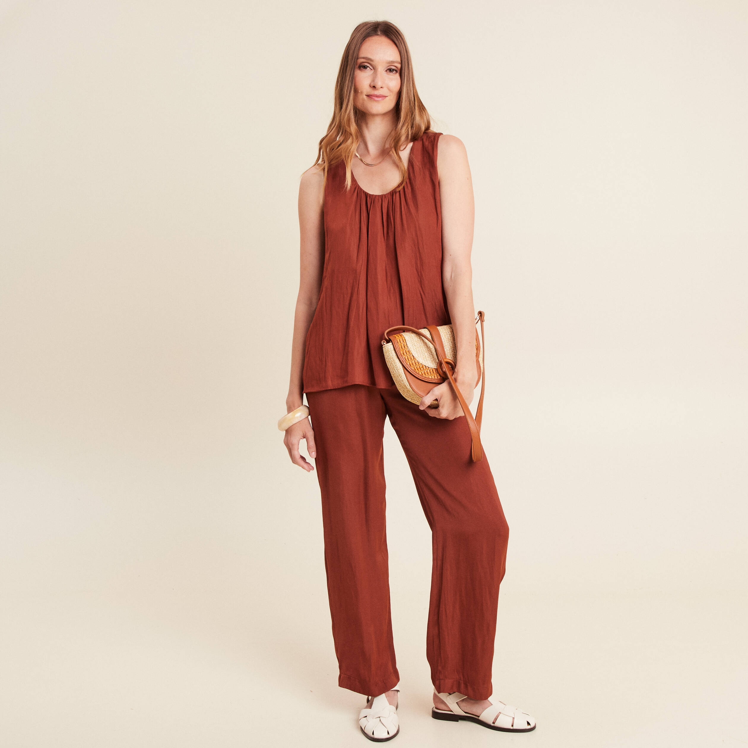 Pantalon coupe large taille haute marron fonc&eacute; femme