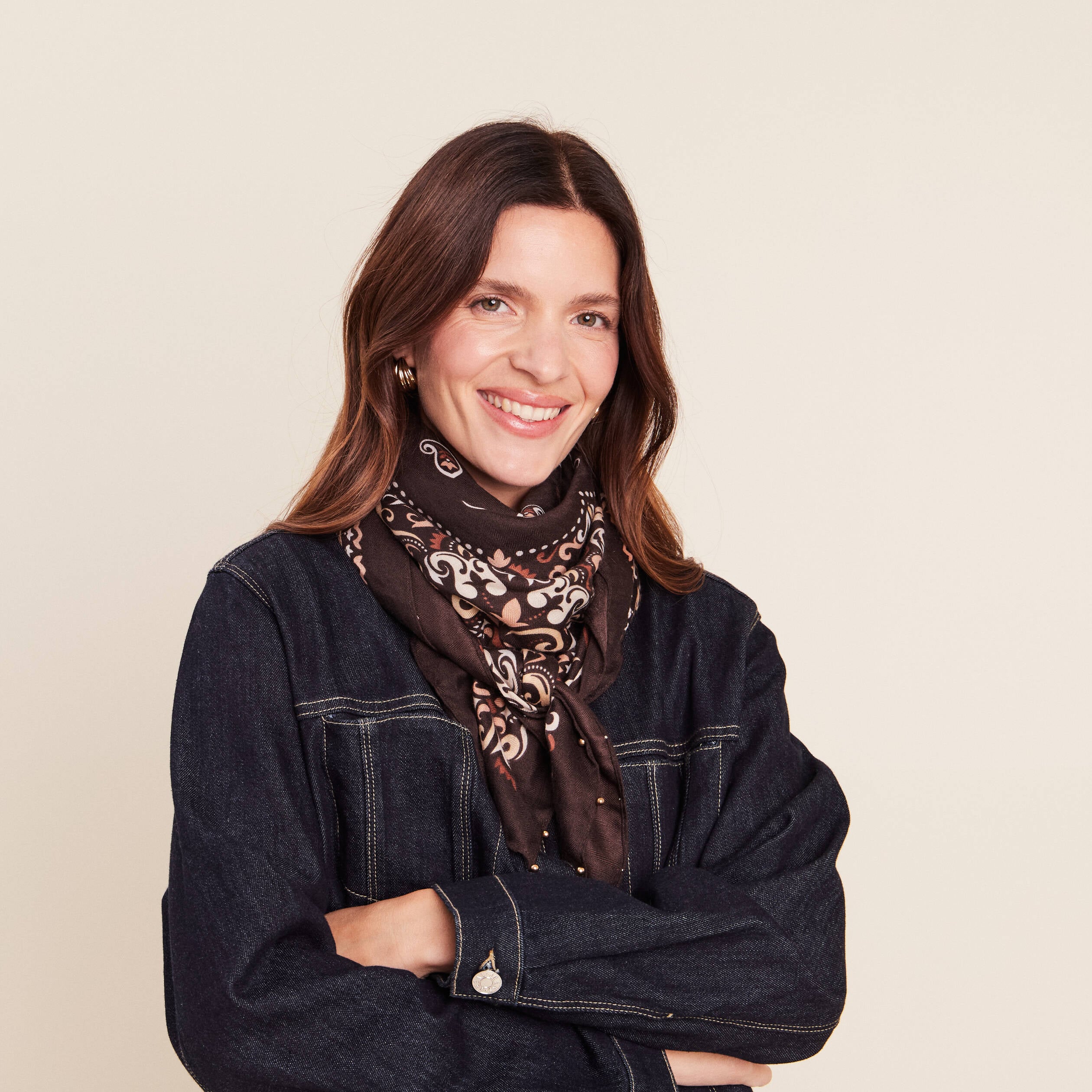 Foulard gris femme