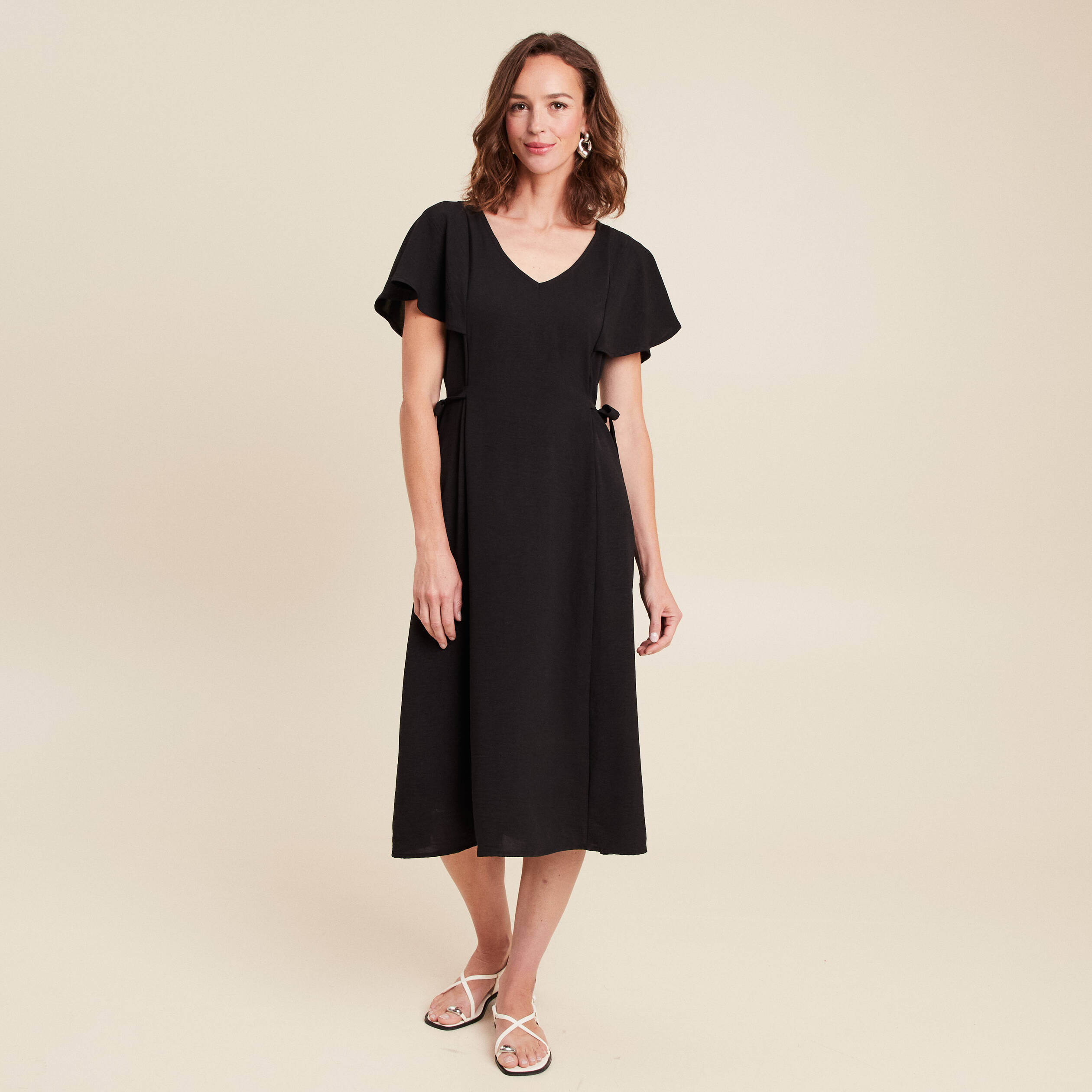 Robe longue droite manches courtes noir femme