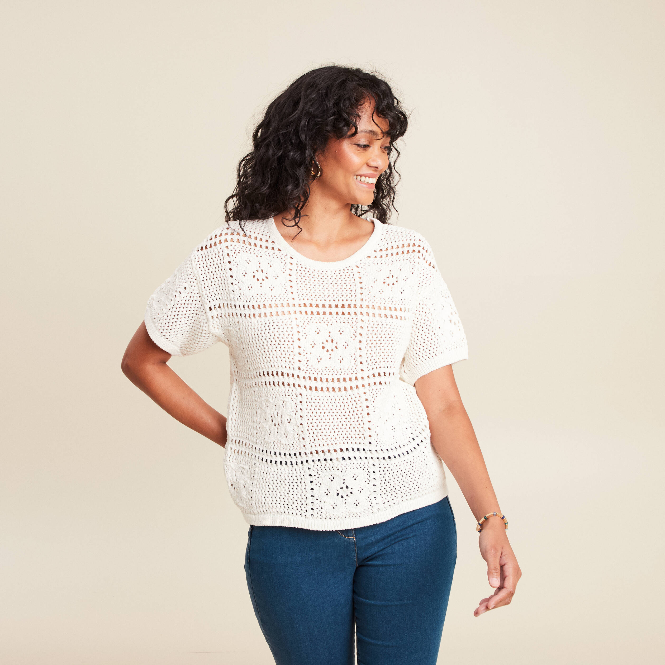 pull court col rond manches courtes ecru femme Pull court col rond manches courtes ecru femme