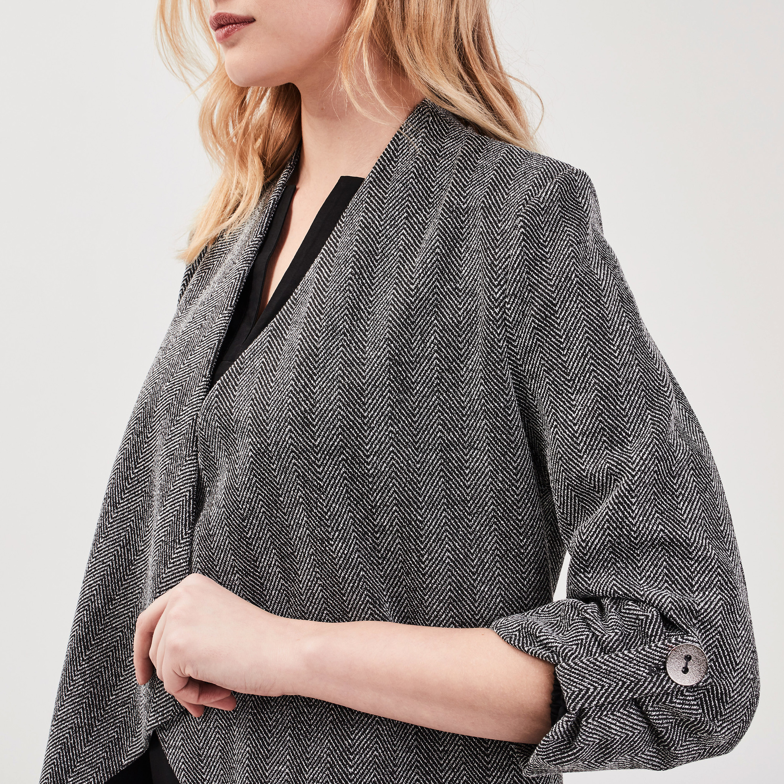 Veste évasée col châle noir femme