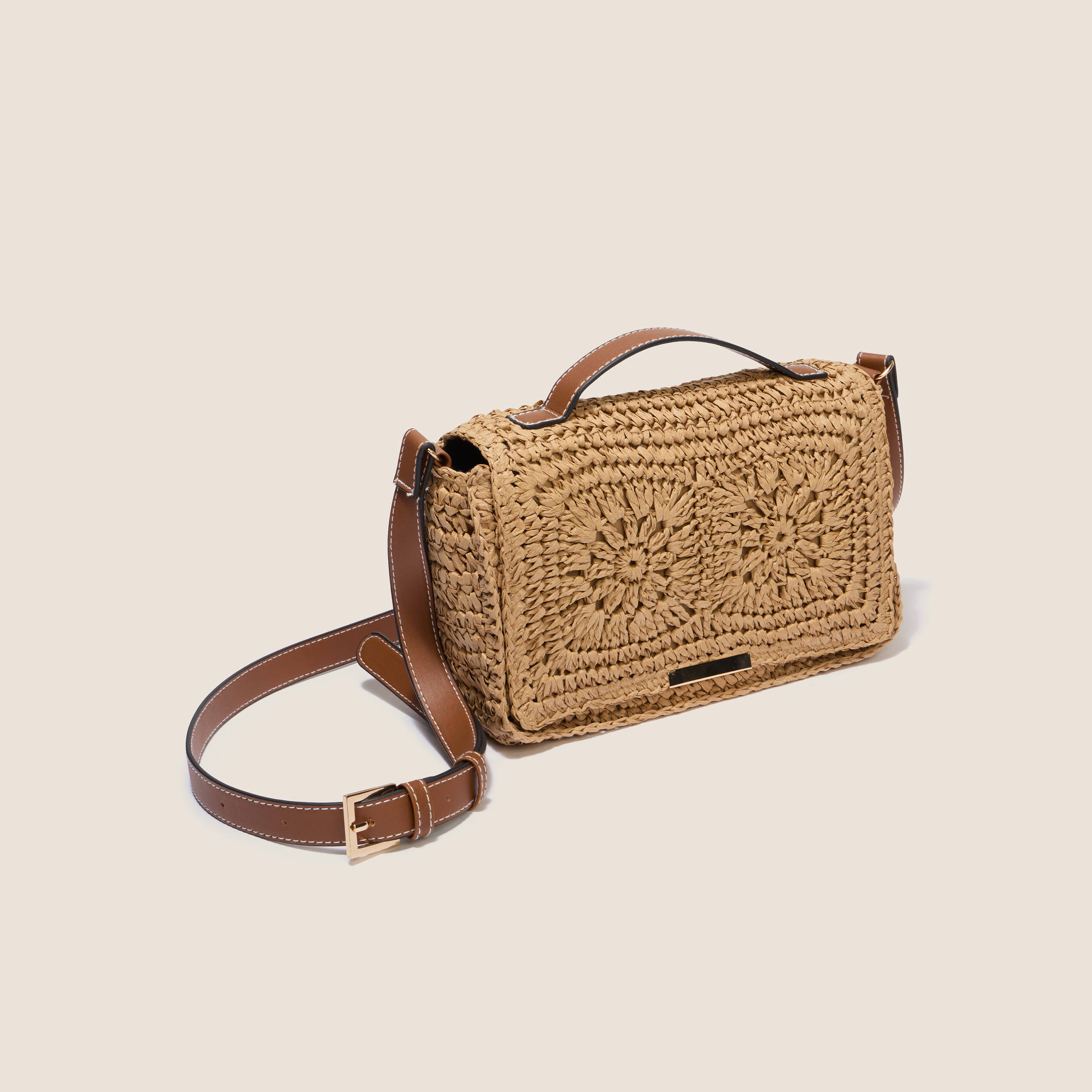 Sac bandouli&egrave;re aspect dentelle doubl&eacute; sable femme