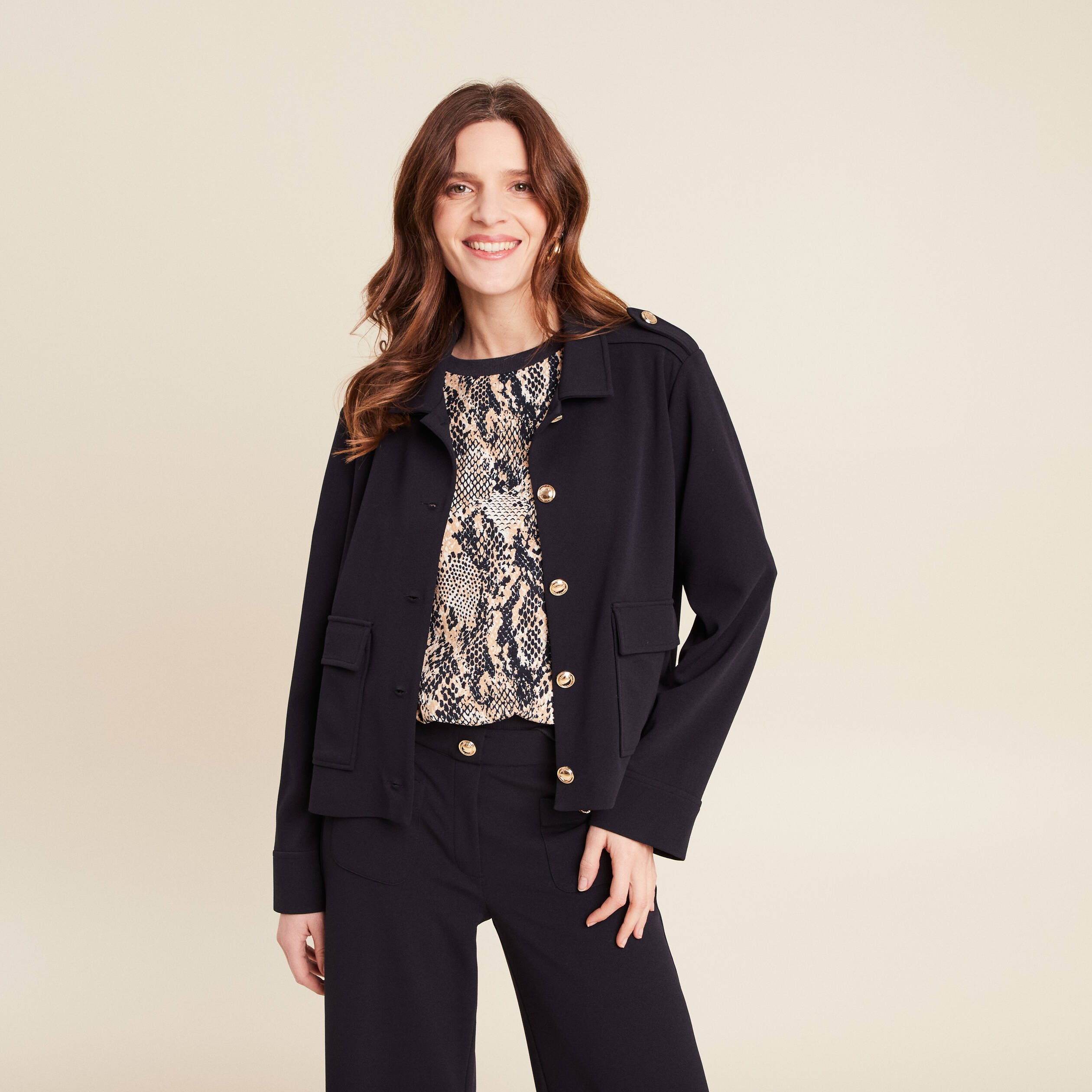 Veste boutonnée bleu foncé femme