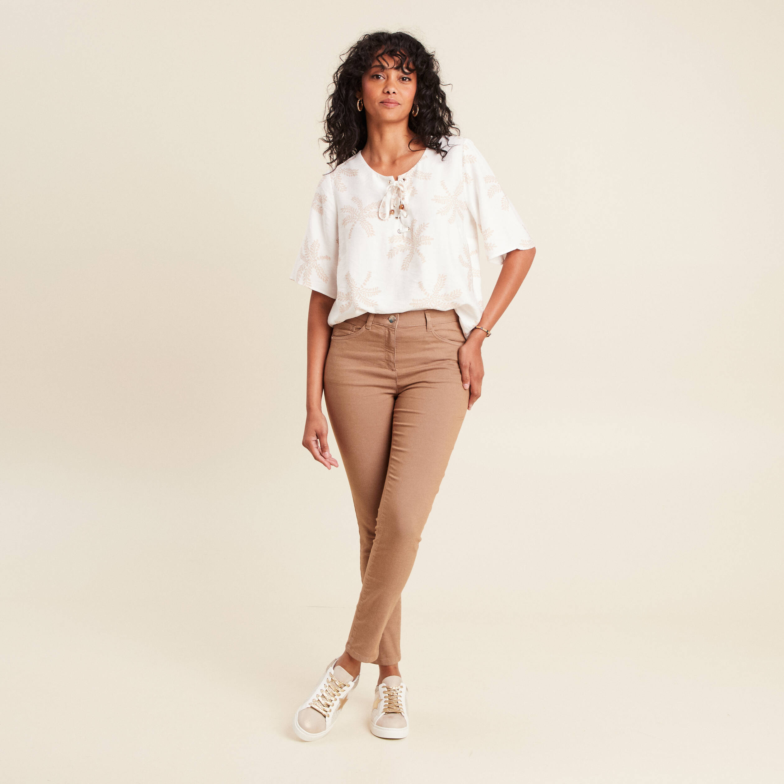 Pantalon magique Le L&eacute;ger coupe ajust&eacute;e marron femme