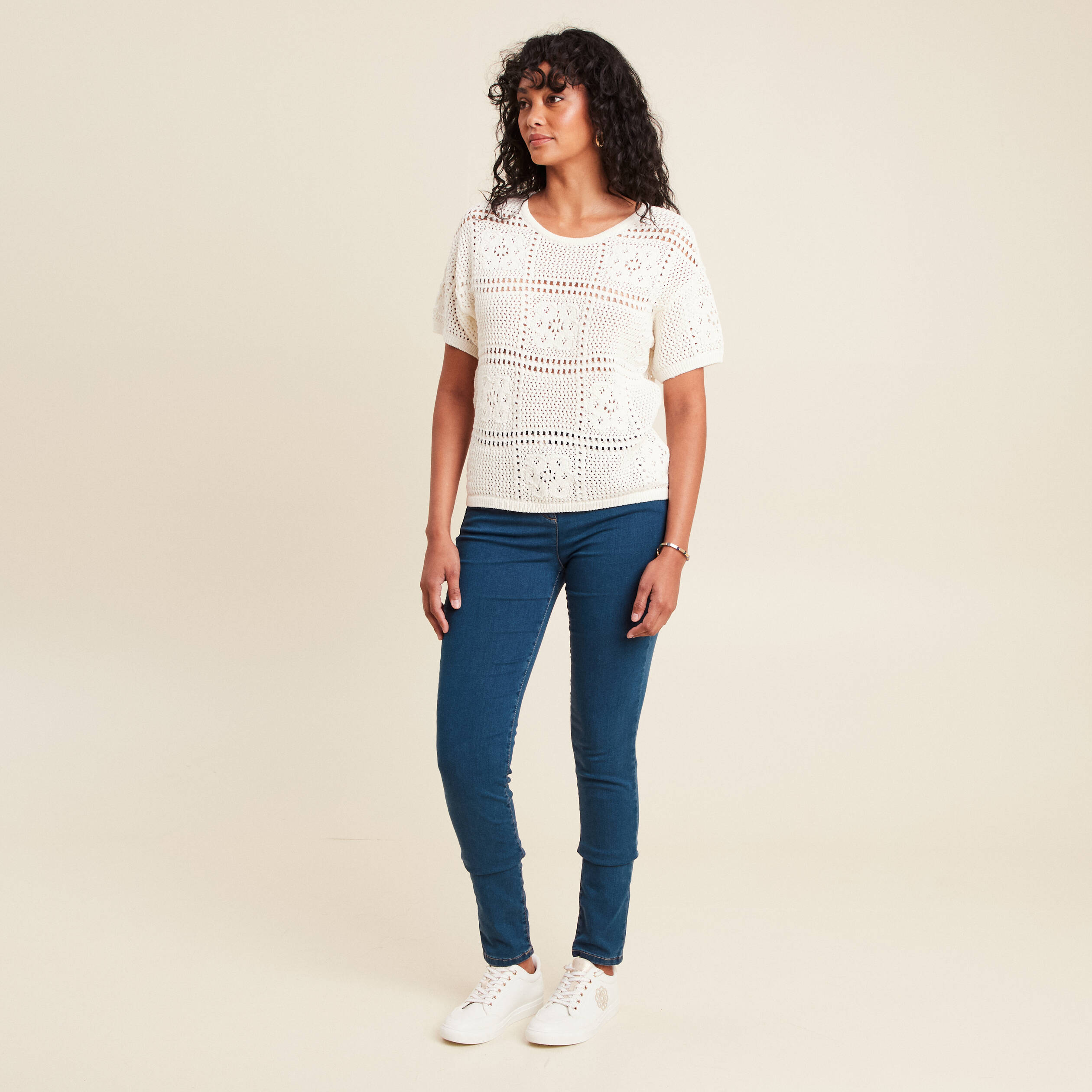 pull court col rond manches courtes ecru femme Pull court col rond manches courtes ecru femme